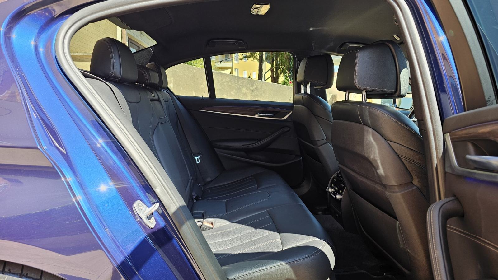 BMW 540D X-DRIVE M-SPORT SERVISNA GARANCIJA REGISTRIRAN, fotografija 17
