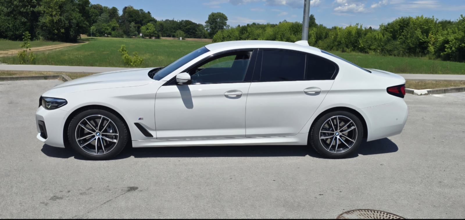 BMW 540d Xdrive M, fotografija 13