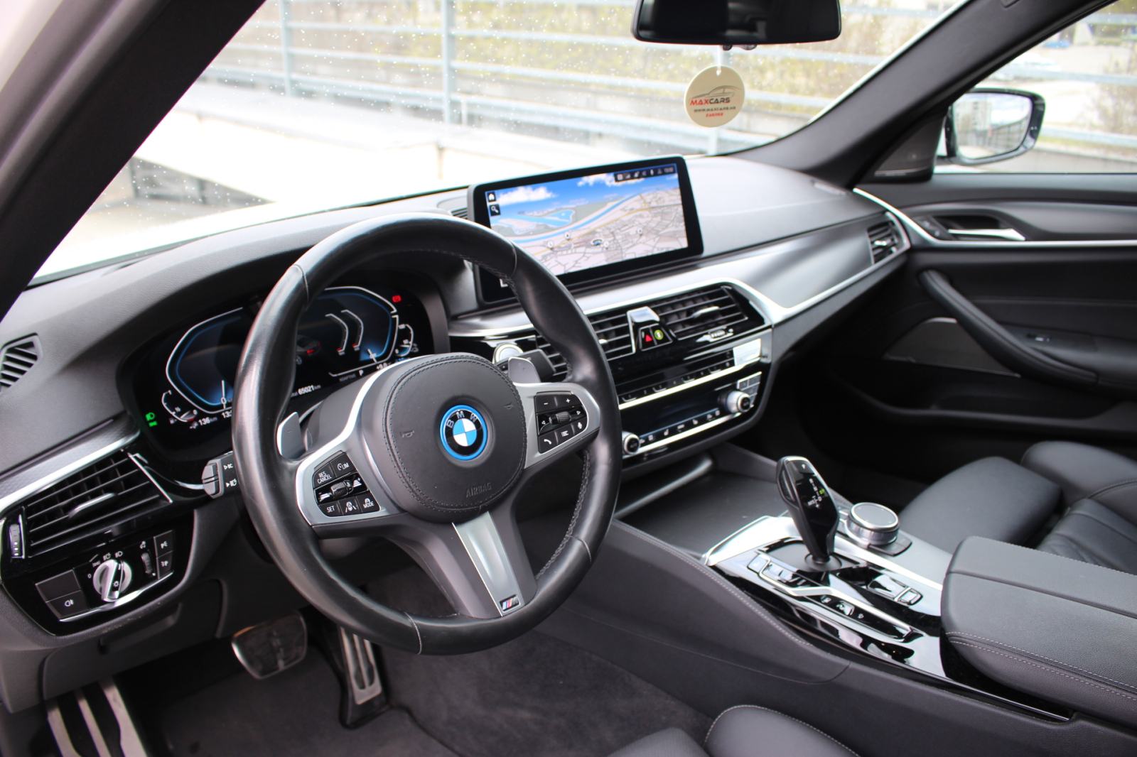 BMW 545e xDrive M Sport Edition•Laser svjetla•Koža•Head up•Šiber•PDV, pogled izvana - slika 2