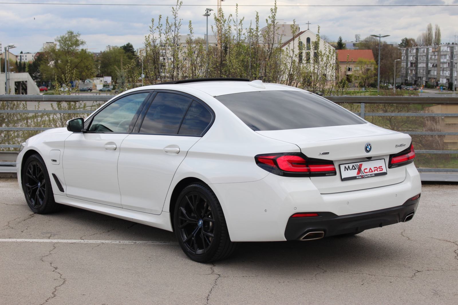 BMW 545e xDrive M Sport Edition•Laser svjetla•Koža•Head up•Šiber•PDV, fotografija 19