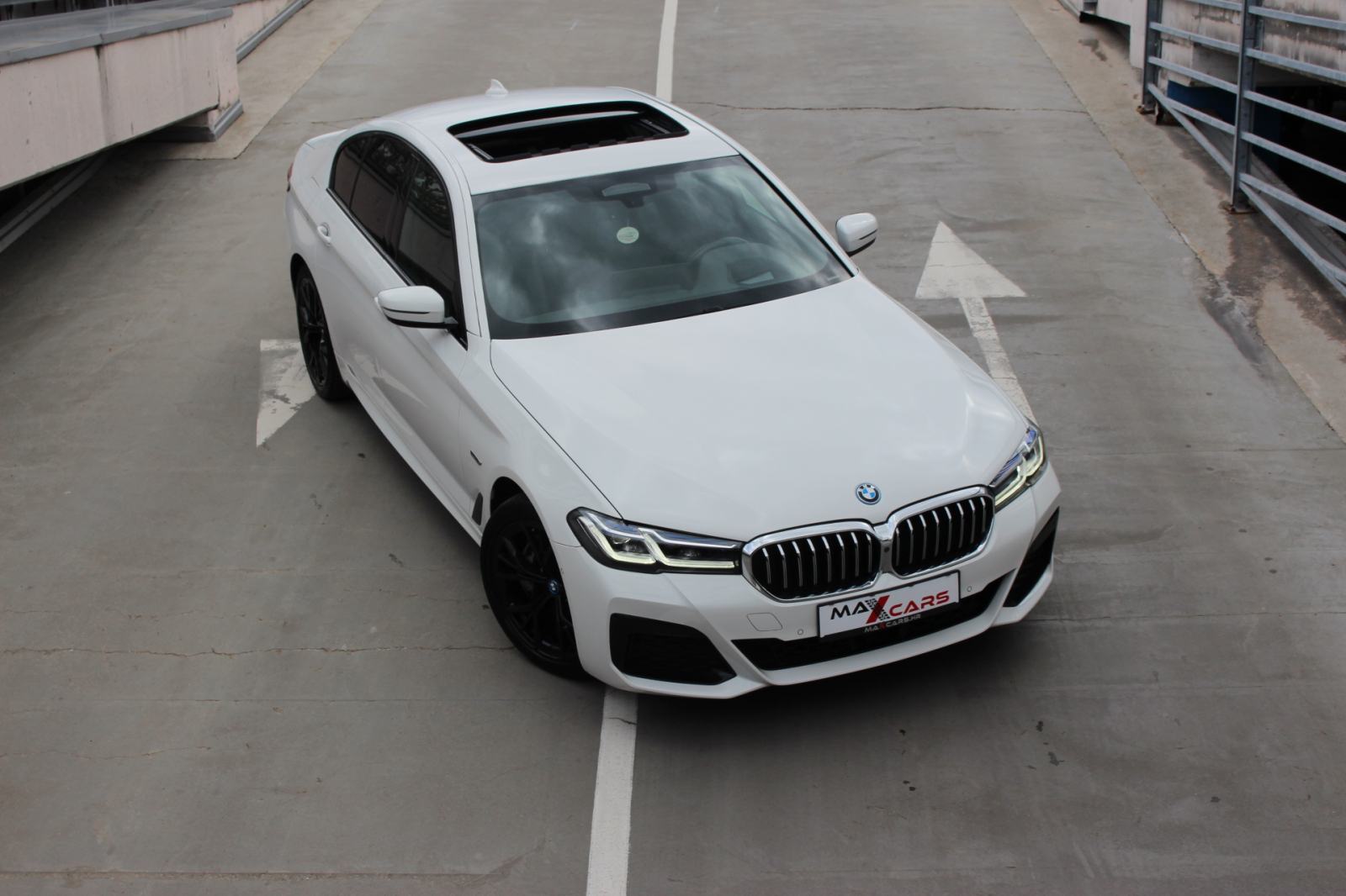 BMW 545e xDrive M Sport Edition•Laser svjetla•Koža•Head up•Šiber•PDV, pogled izvana - slika 4