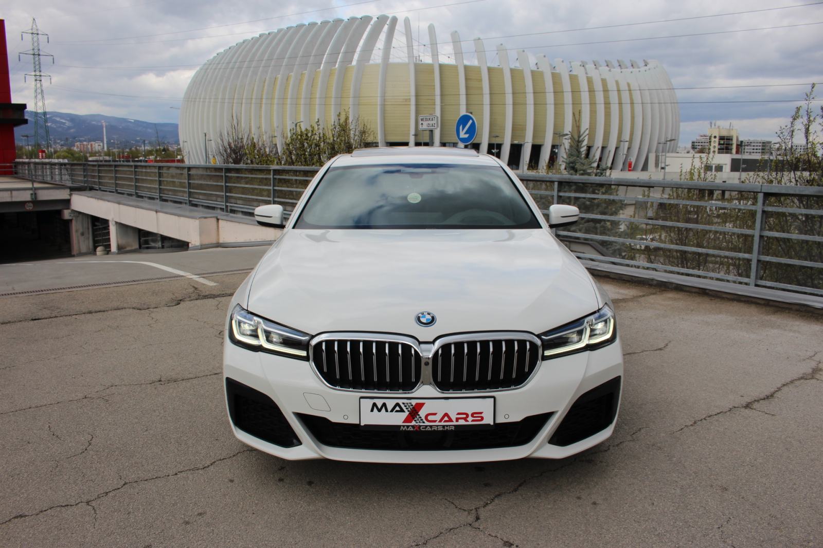 BMW 545e xDrive M Sport Edition•Laser svjetla•Koža•Head up•Šiber•PDV, fotografija 7