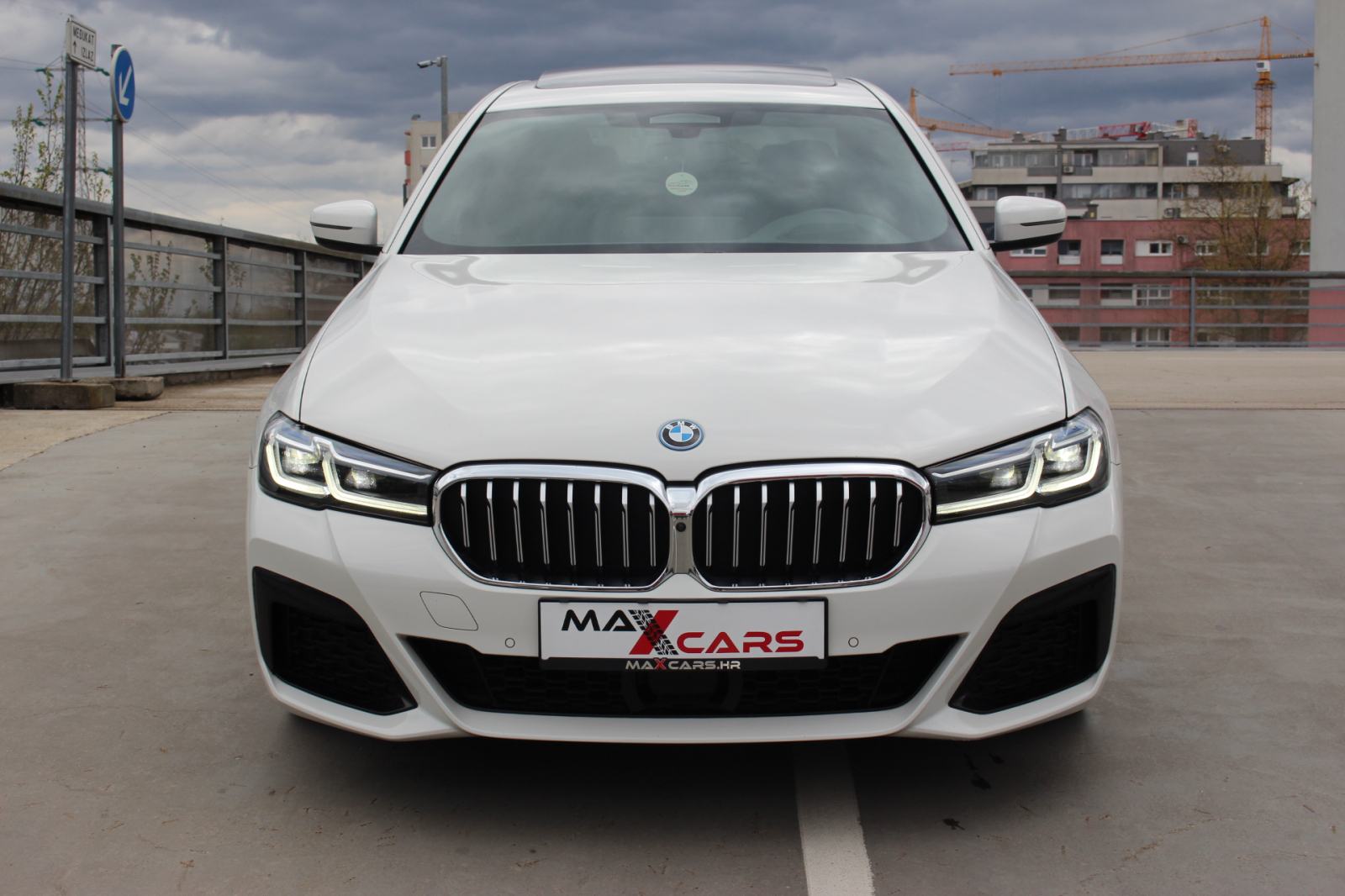 BMW 545e xDrive M Sport Edition•Laser svjetla•Koža•Head up•Šiber•PDV, fotografija 11