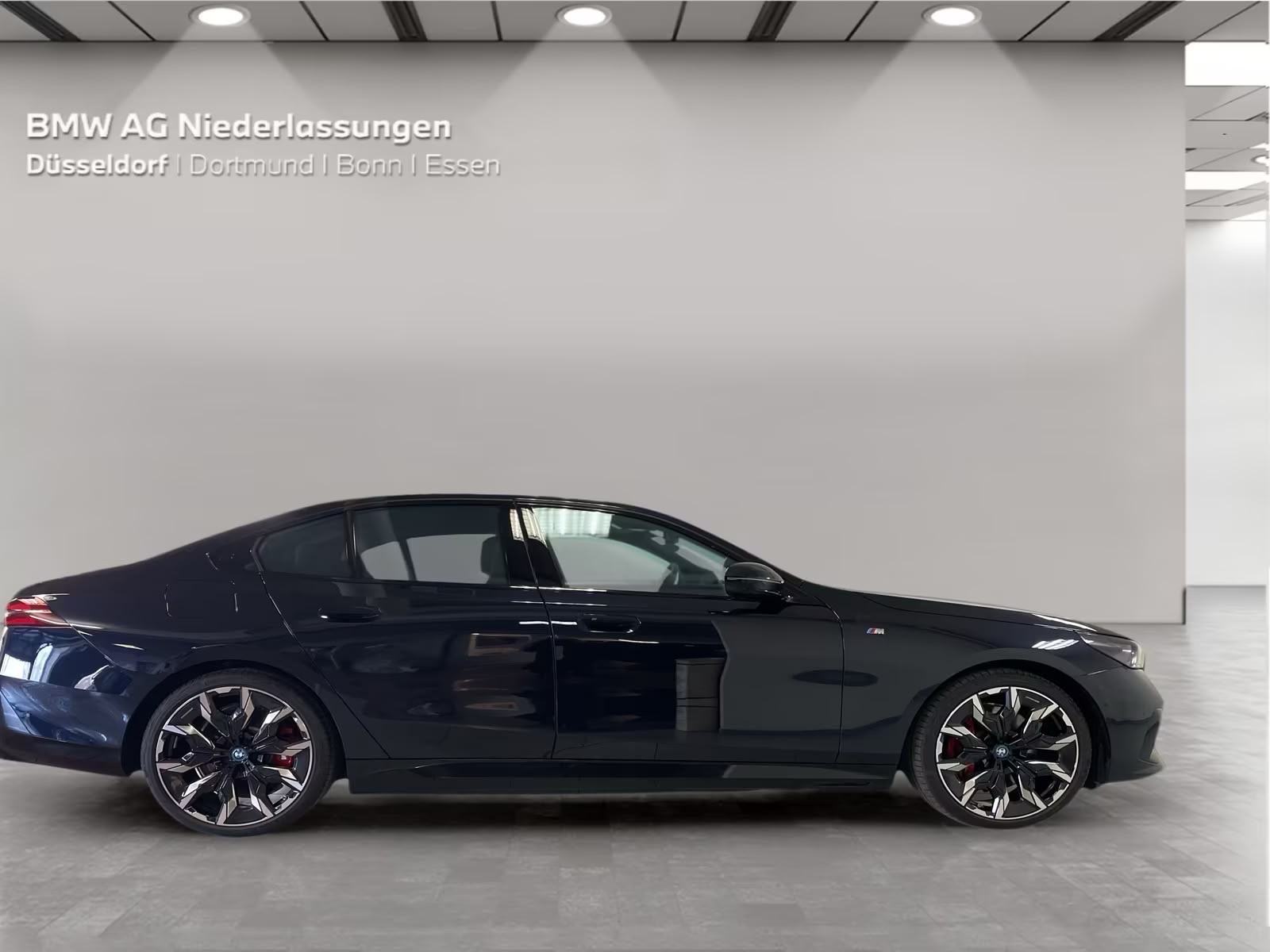 BMW 550e xDrive M-Sport Pro,hladenje sjedala,alu21,full oprema,pdv, fotografija 2