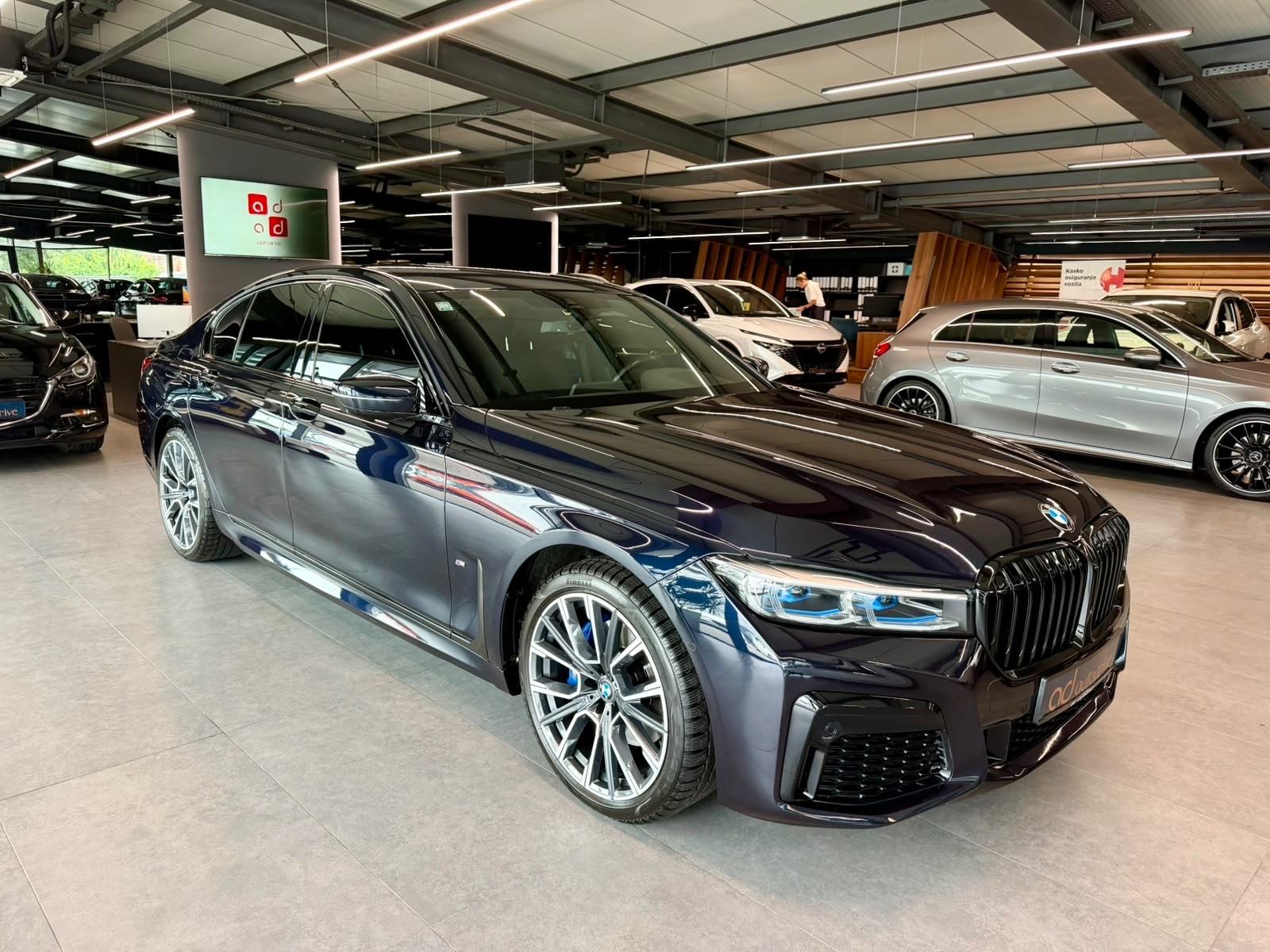 BMW 730d xDrive M-PAKET • LASER • ALU20 • KAM 360 • H&K • HEAD UP, 2021 god., fotografija 10