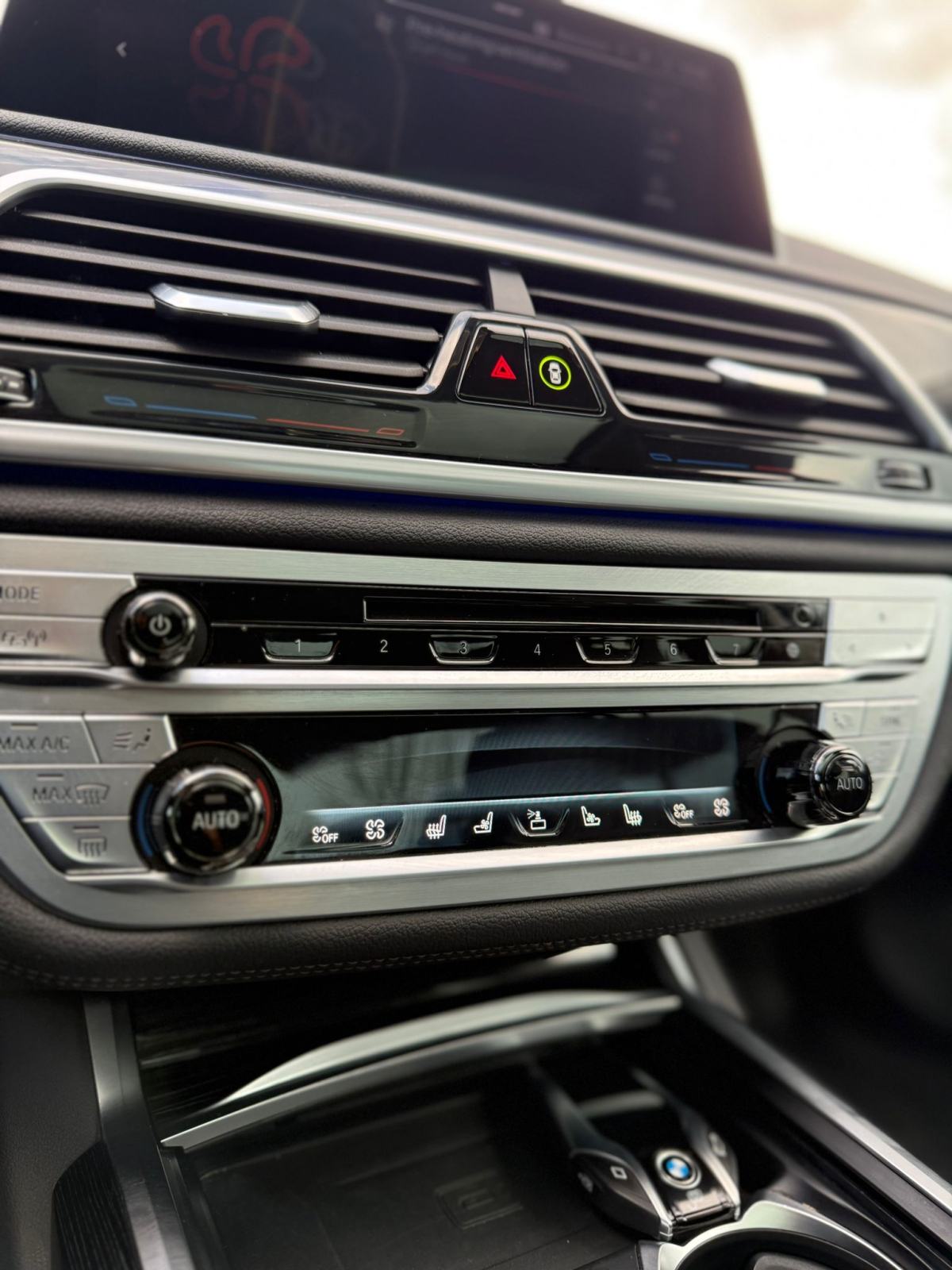 BMW 740d X drive, fotografija 14