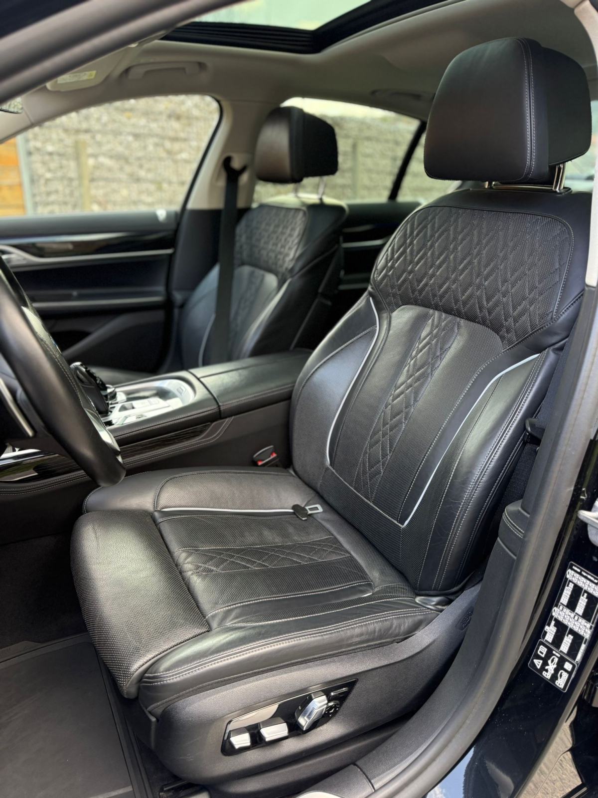 BMW 740d X drive, fotografija 13