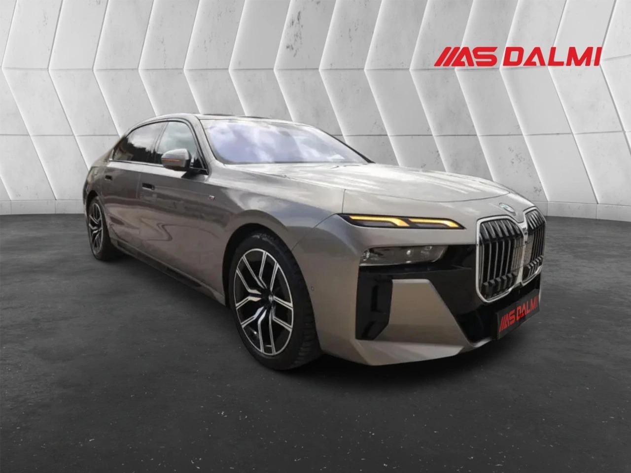 BMW 740d xDrive 3xM-Sport LUFTFEDERUNG ICONIC GLOW SKY LOUNGE, fotografija 7