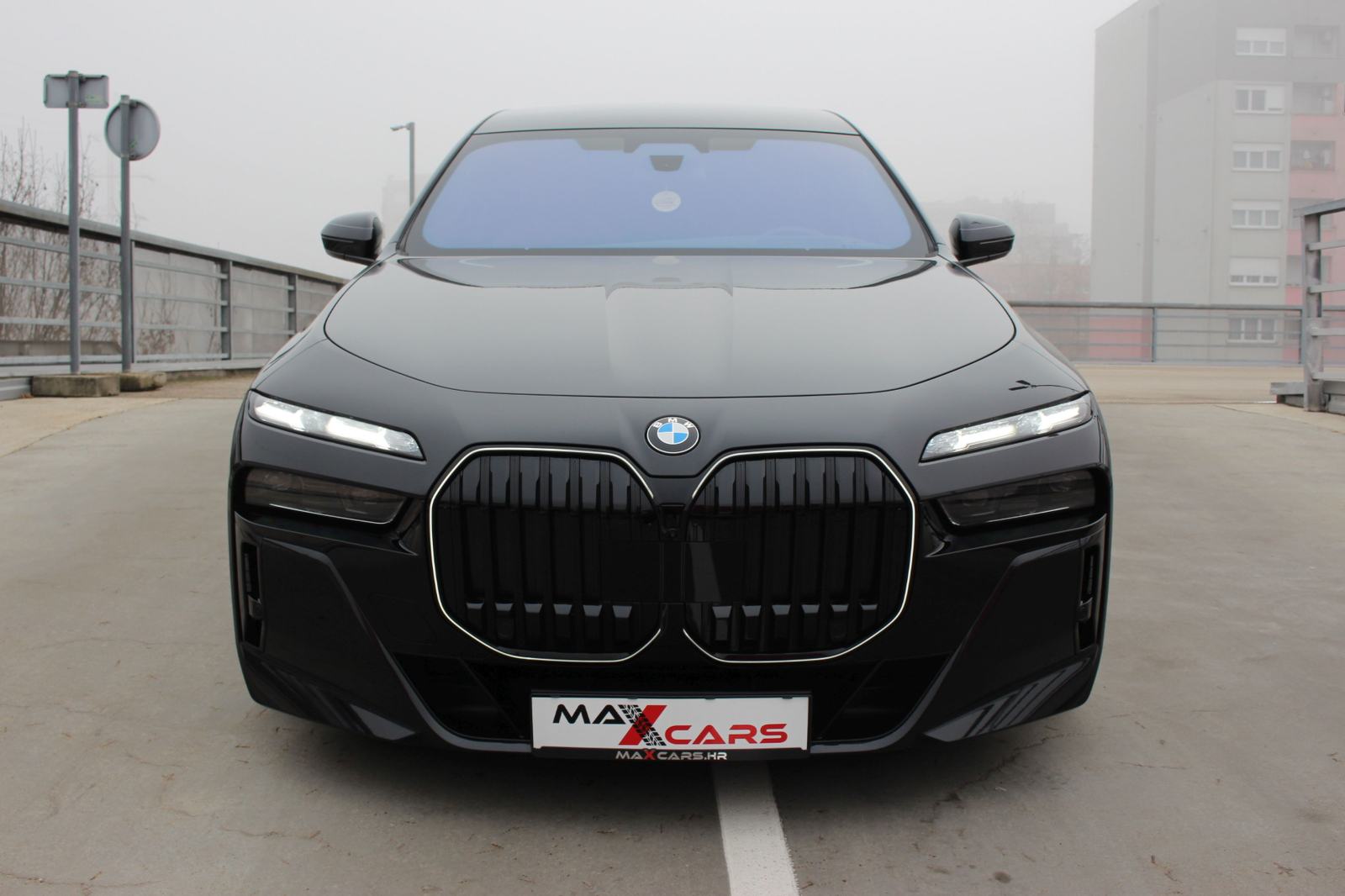 BMW 740xDrive•DOSTUPNO ODMAH•Executive Lounge•Theater Screen•PDV•New 7, fotografija 11