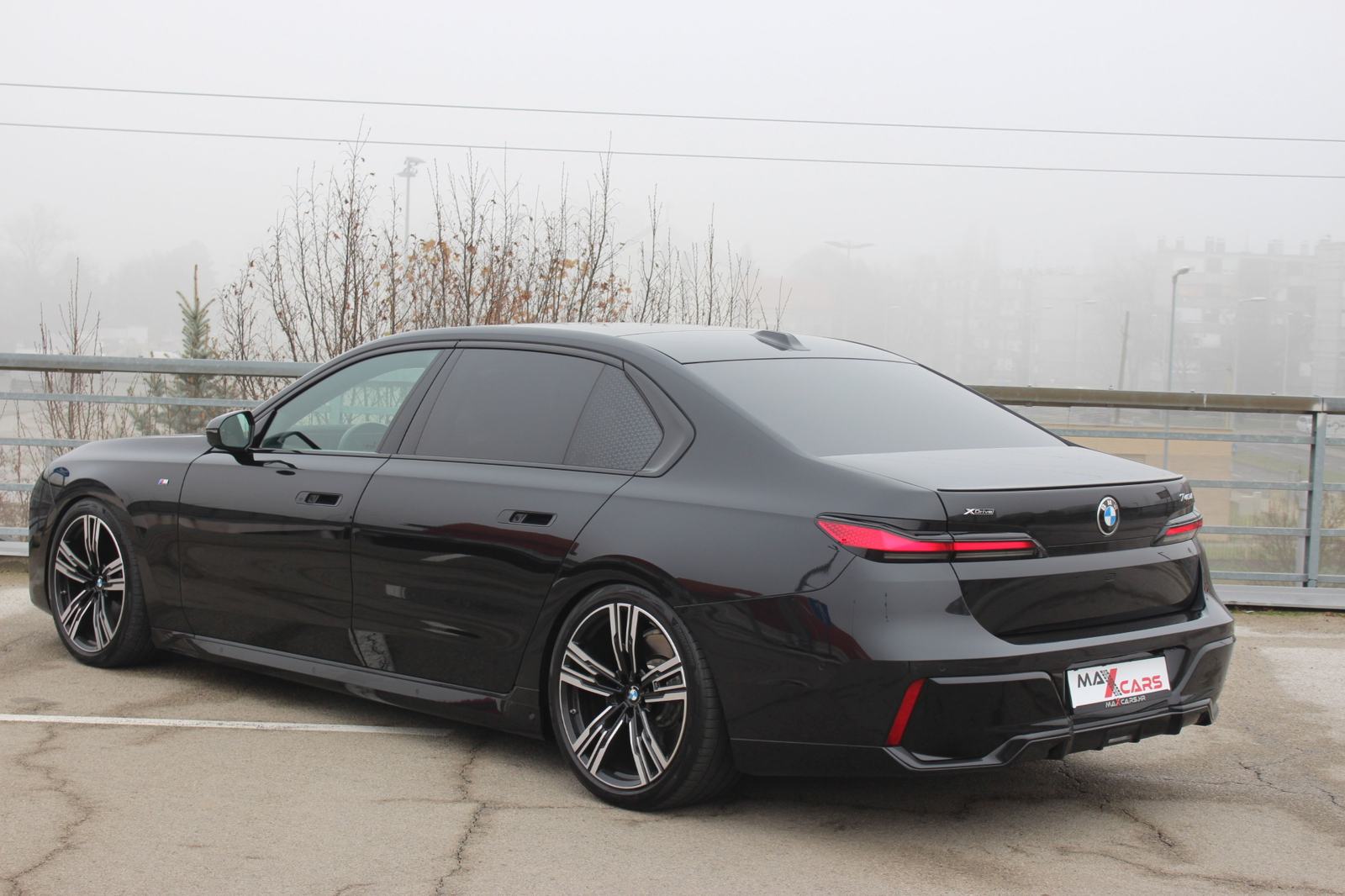 BMW 740xDrive•DOSTUPNO ODMAH•Executive Lounge•Theater Screen•PDV•New 7, fotografija 14