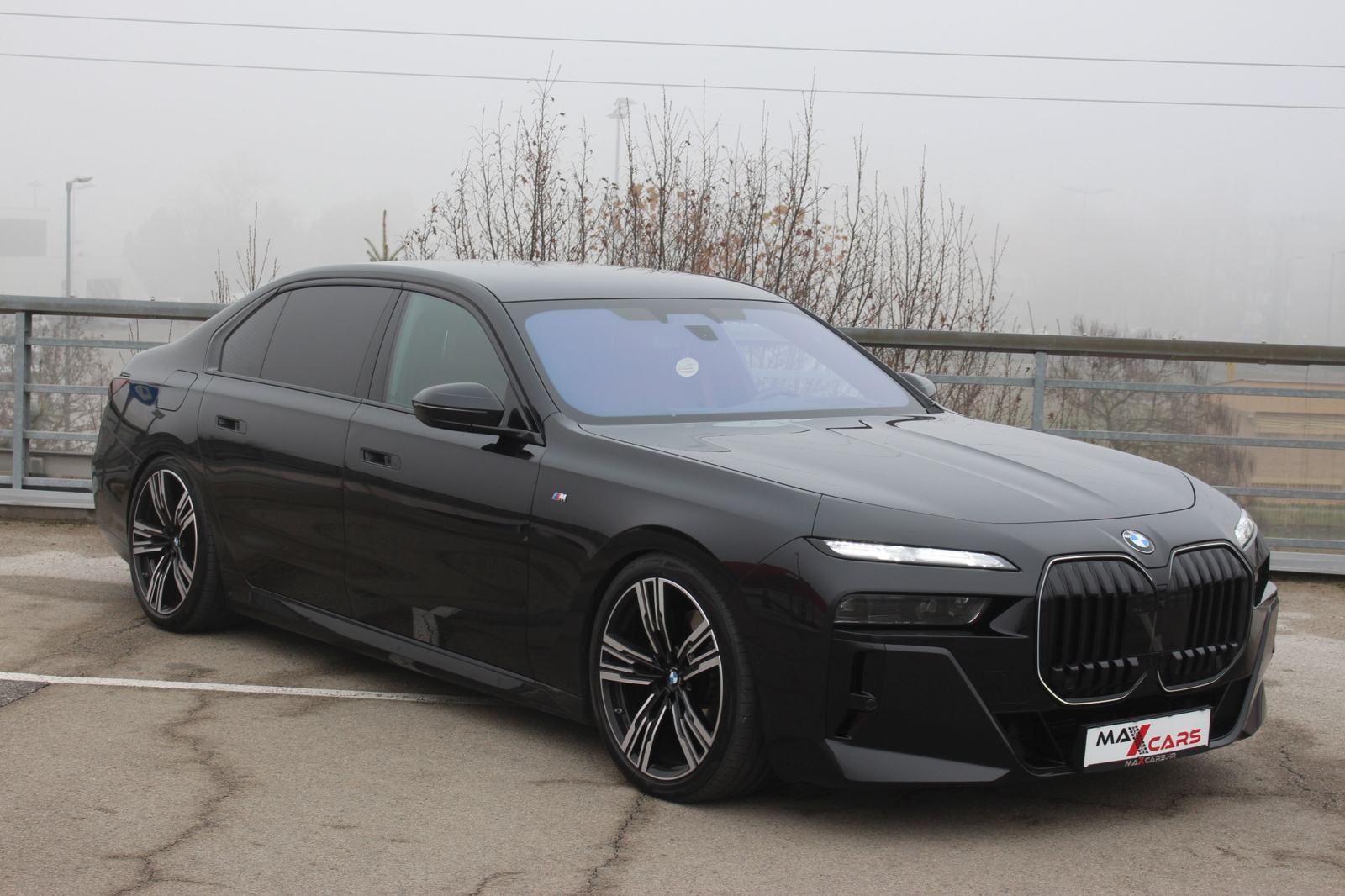 BMW 740xDrive•DOSTUPNO ODMAH•Executive Lounge•Theater Screen•PDV•New 7, fotografija 15
