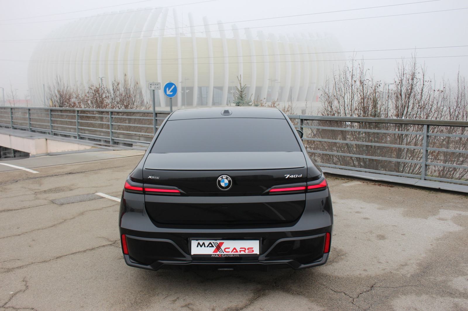 BMW 740xDrive•DOSTUPNO ODMAH•Executive Lounge•Theater Screen•PDV•New 7, fotografija 8