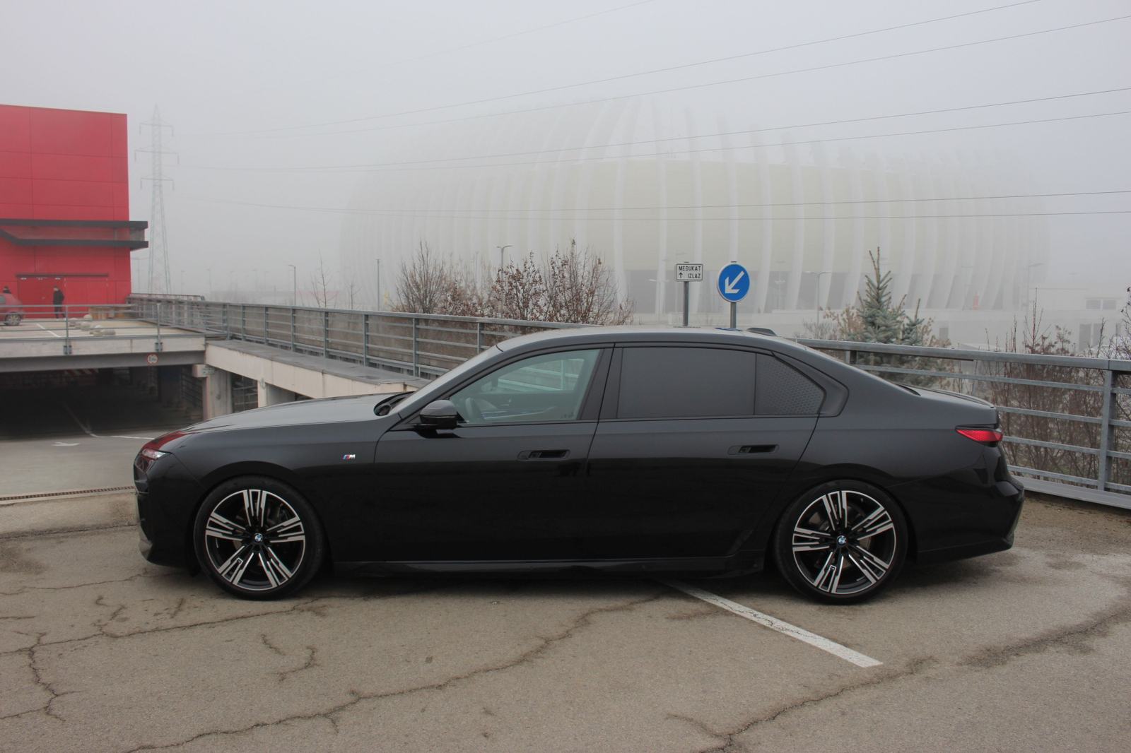 BMW 740xDrive•DOSTUPNO ODMAH•Executive Lounge•Theater Screen•PDV•New 7, fotografija 6