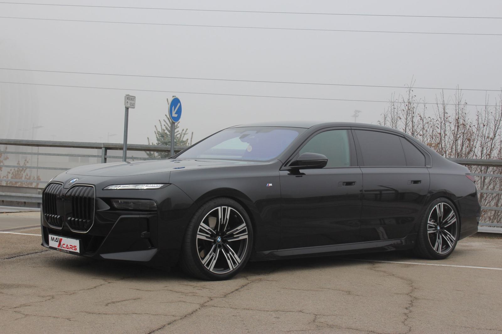 BMW 740xDrive•DOSTUPNO ODMAH•Executive Lounge•Theater Screen•PDV•New 7, fotografija 17