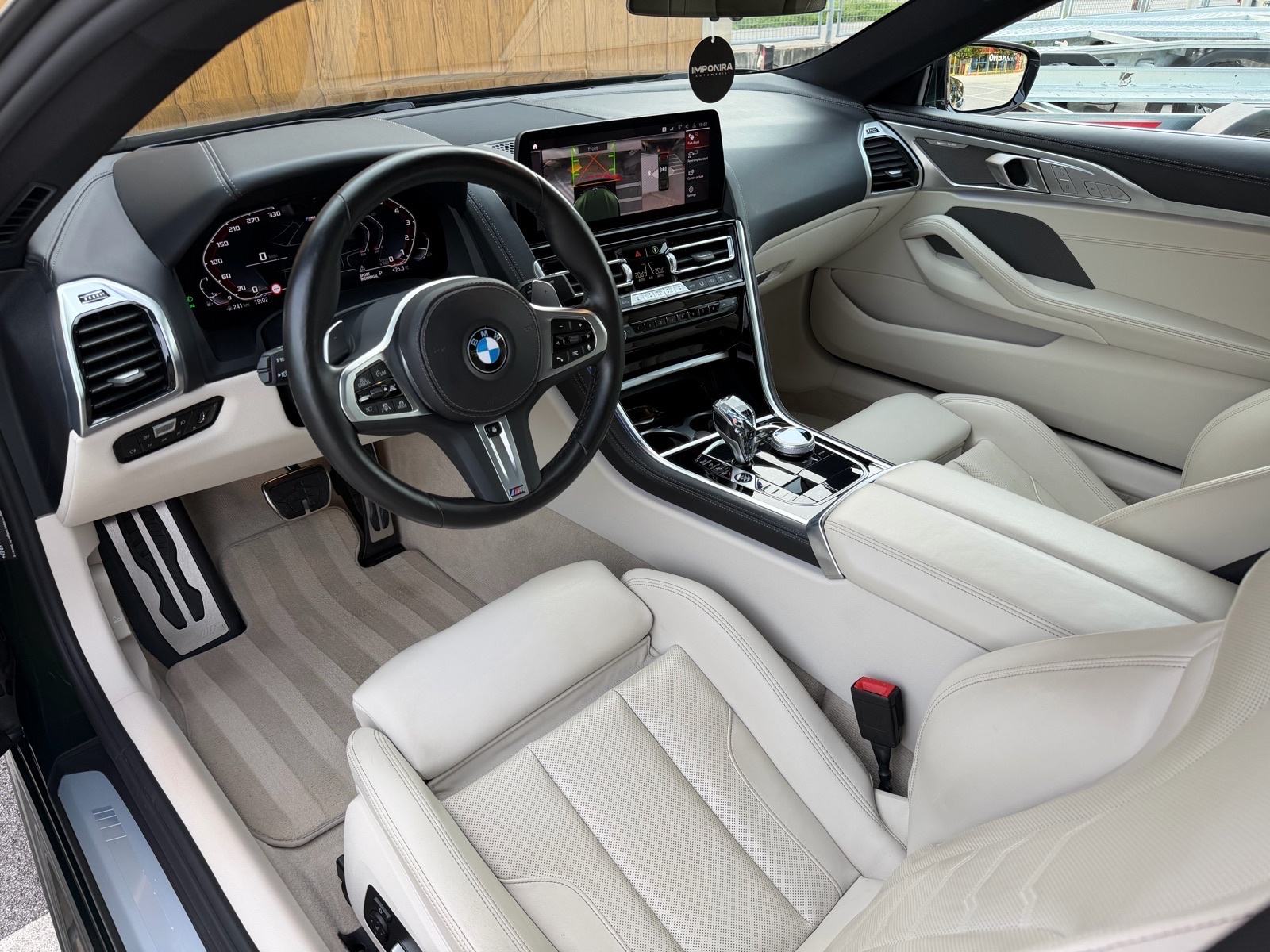 BMW 840i xDrive SANREMO GREEN•M SPORT•INDIVIDUAL•REDIZAJN•GARANCIJA, fotografija 17