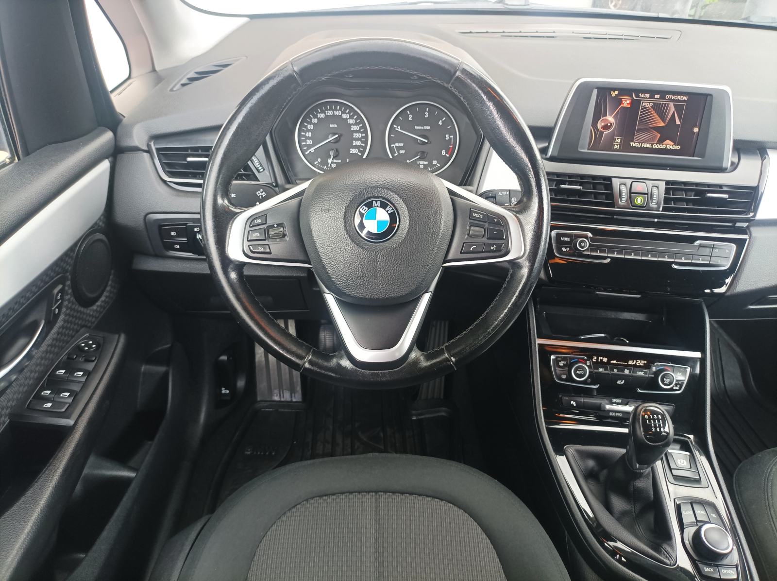 BMW Active Tourer 216d, *XENON**LED**EURO KUKA*....REG. DO 06/2027..., fotografija 8