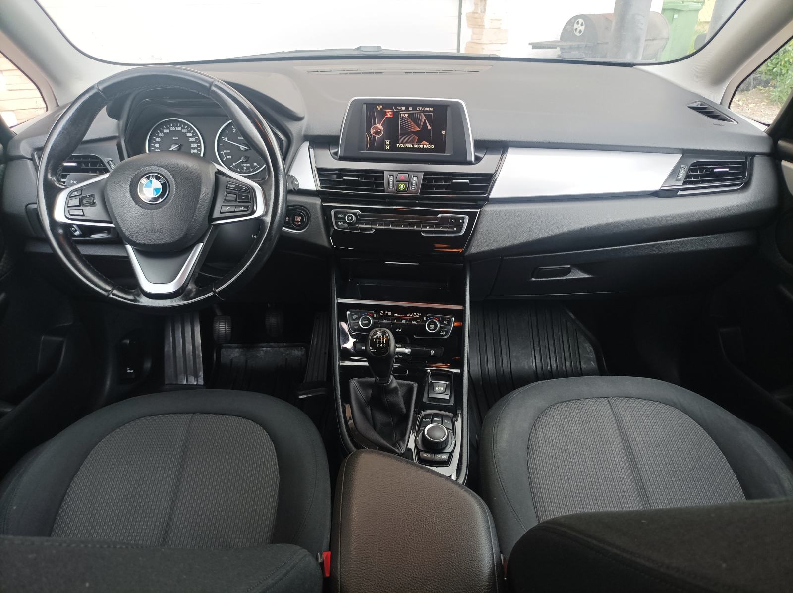 BMW Active Tourer 216d, *XENON**LED**EURO KUKA*....REG. DO 06/2027..., fotografija 7