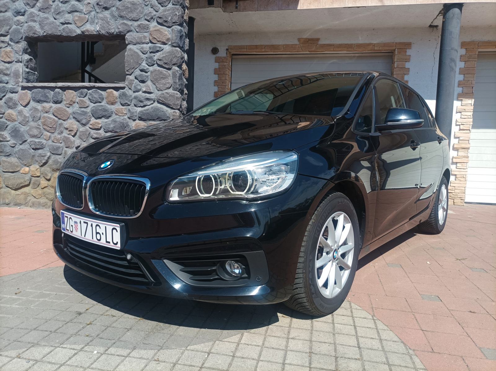 BMW Active Tourer 216d, *XENON**LED**EURO KUKA*....REG. DO 06/2027..., pogled izvana - slika 1