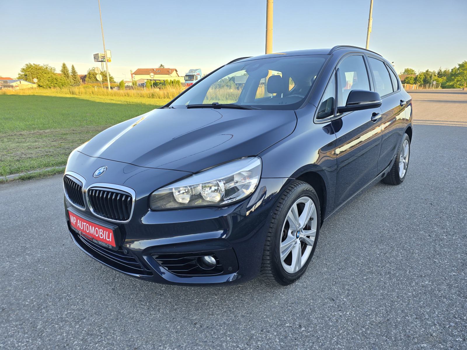 BMW Active Tourer 218d-2017gd.md-NAVIGACIJA,sport line,climatr,KARTICE, fotografija 1