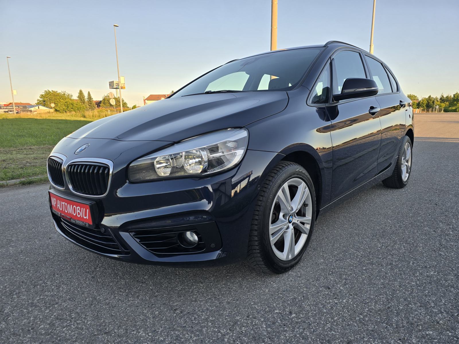 BMW Active Tourer 218d-2017gd.md-NAVIGACIJA,sport line,climatr,KARTICE, fotografija 2