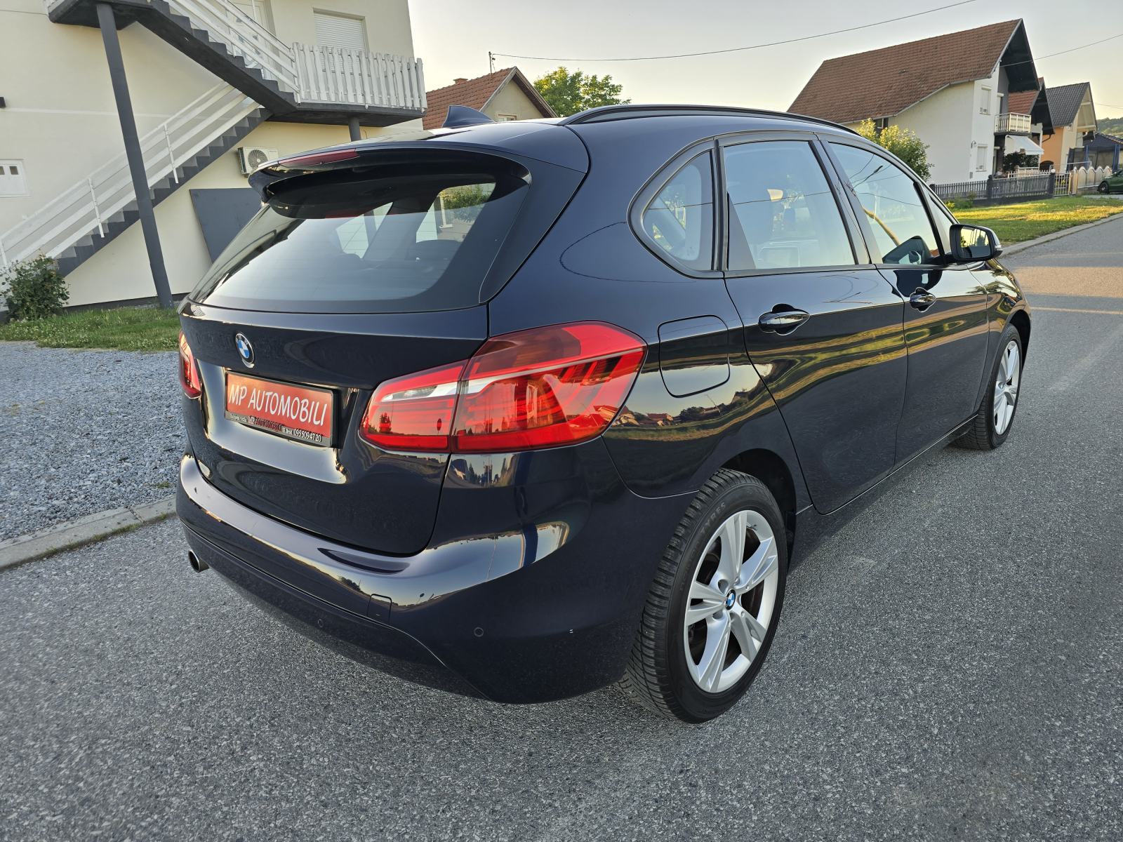 BMW Active Tourer 218d-2017gd.md-NAVIGACIJA,sport line,climatr,KARTICE, fotografija 9