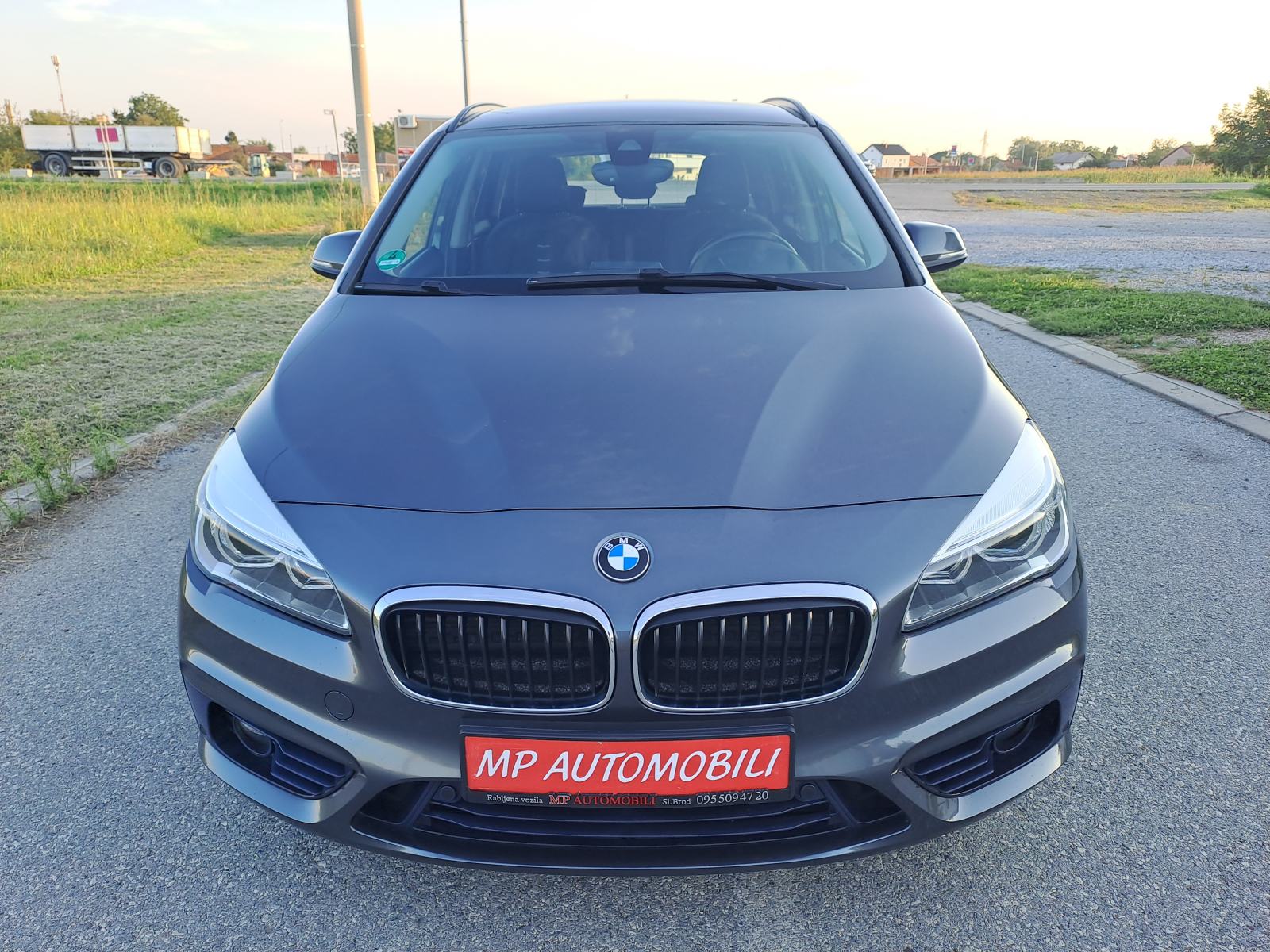 BMW Active Tourer 218d-2018gd.md-NAVIGACIJA,sport line,automat,KARTICE, fotografija 3