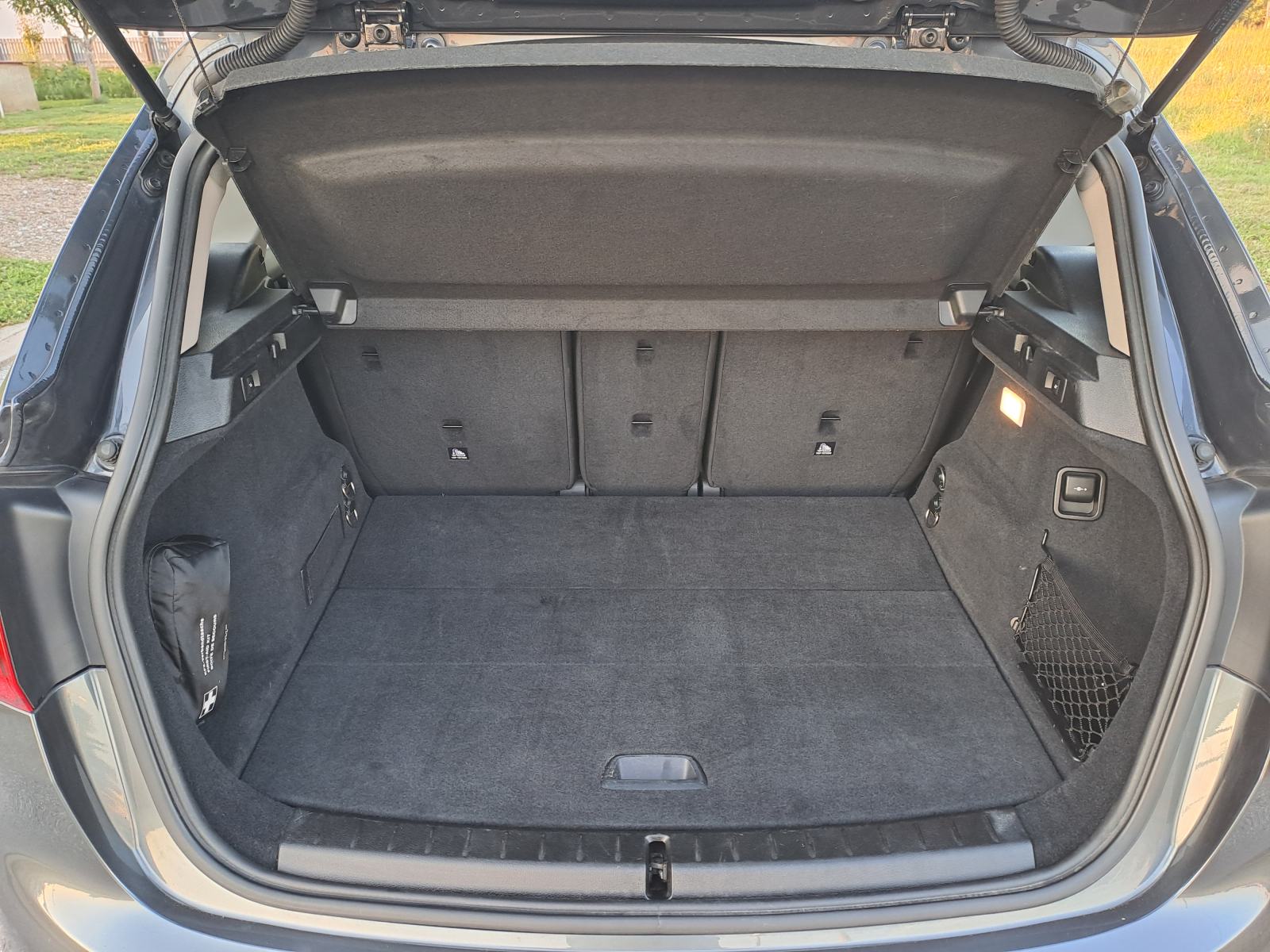 BMW Active Tourer 218d-2018gd.md-NAVIGACIJA,sport line,automat,KARTICE, fotografija 8
