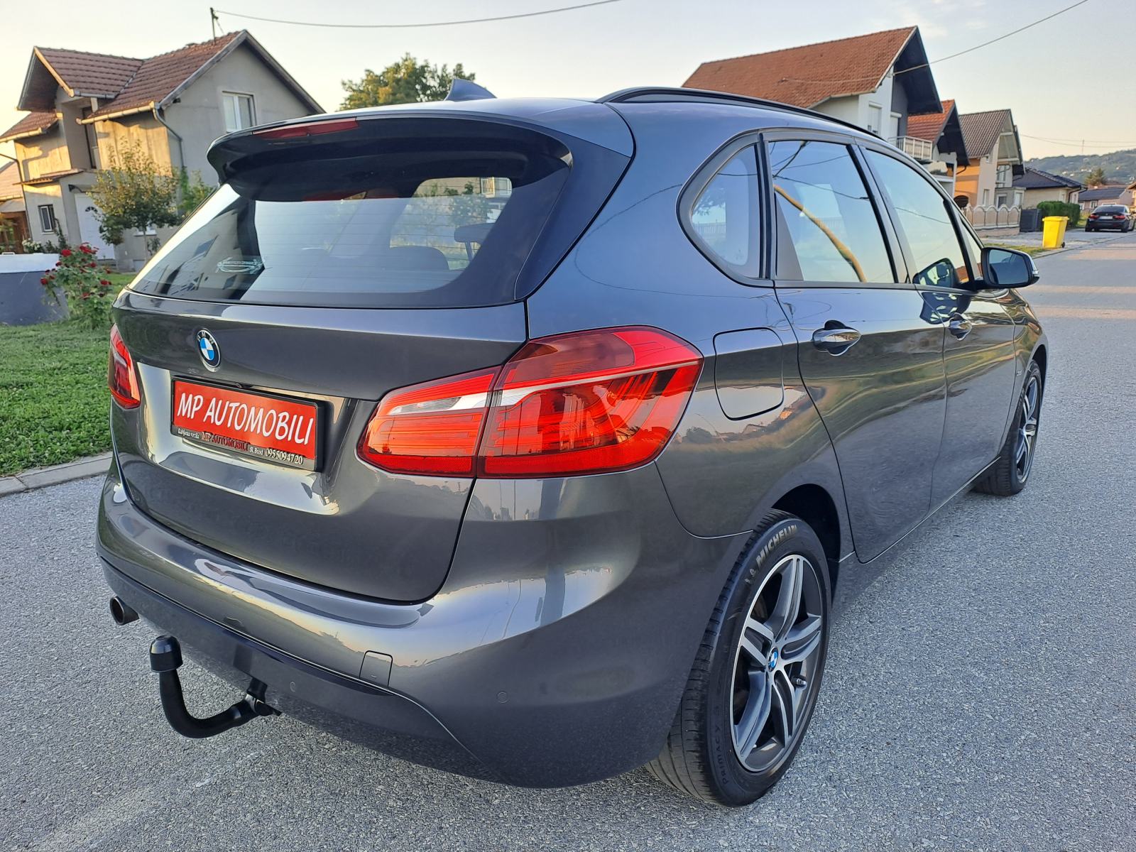BMW Active Tourer 218d-2018gd.md-NAVIGACIJA,sport line,automat,KARTICE, fotografija 9