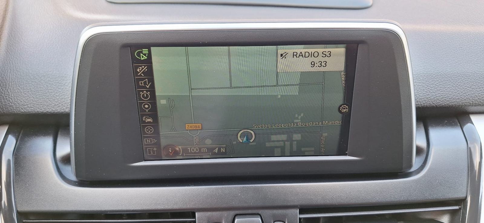 BMW Active Tourer 218d, AUT, NAVI,BI-XENON, PDC, JAMSTVO..., fotografija 20