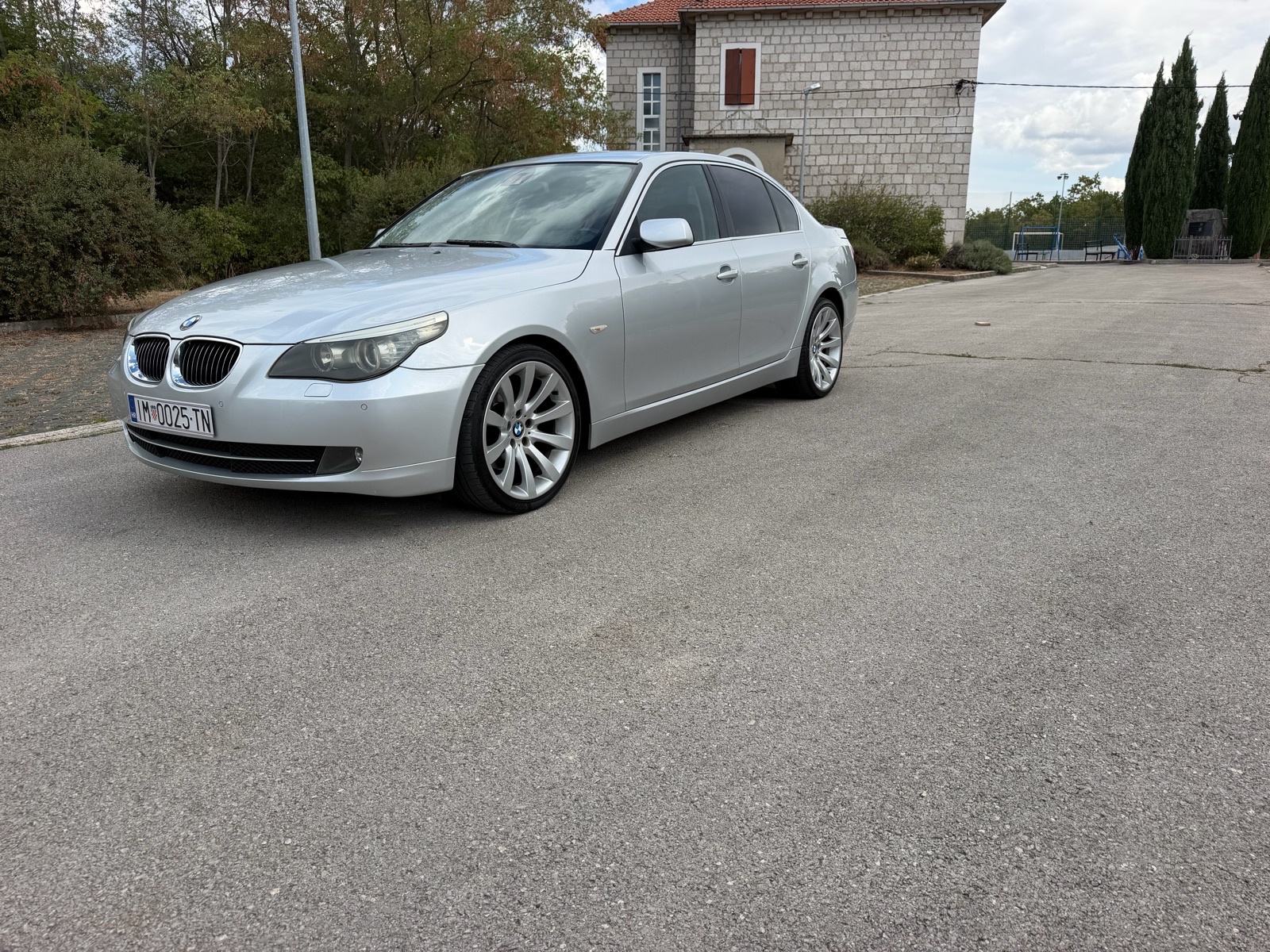 BMW E60, pogled izvana - slika 1