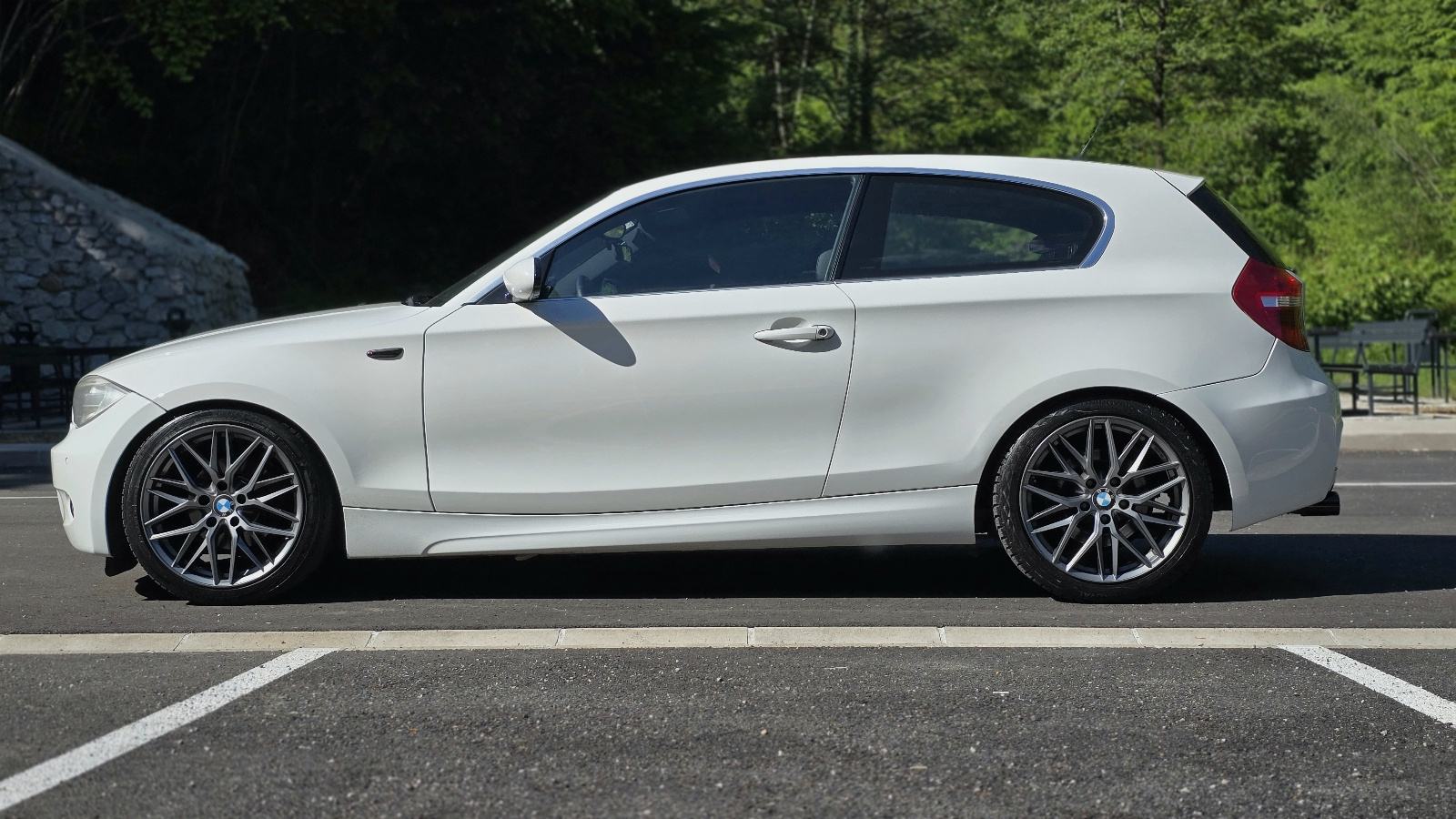 BMW E81 118D 105KW/ 169.000KM / M Paket / Servis / Vlasnica 6 Godina, fotografija 9