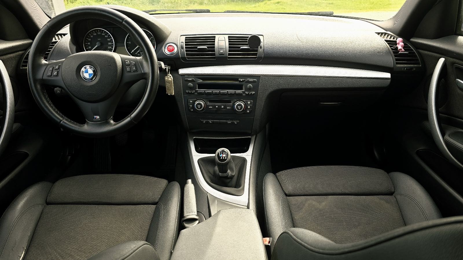 BMW E81 118D 105KW/ 169.000KM / M Paket / Servis / Vlasnica 6 Godina, fotografija 17