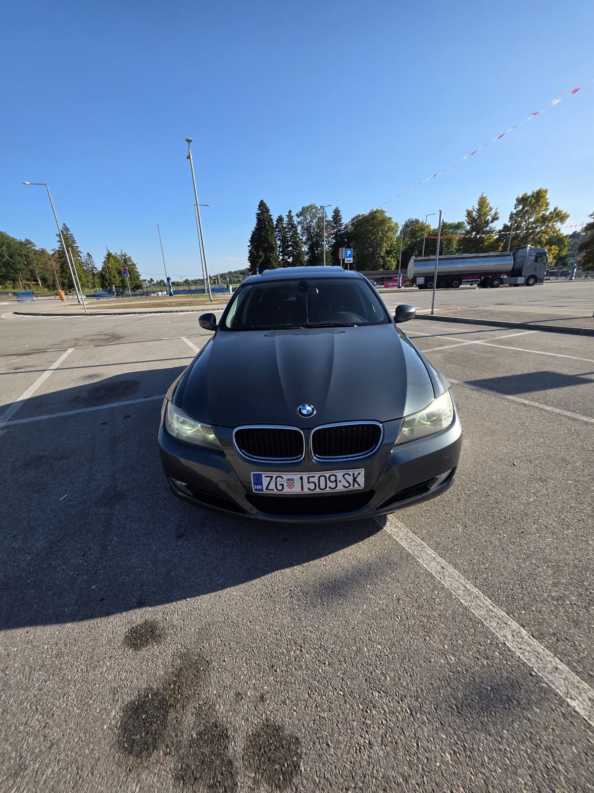 BMW E90 320d LCI (2011) – Reg. 4/2027, novi lanac i kvačilo, bez ulaga, fotografija 2