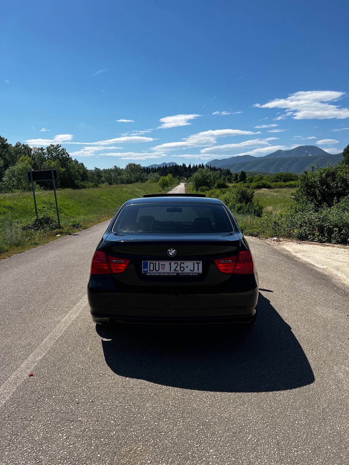 BMW e90, fotografija 9