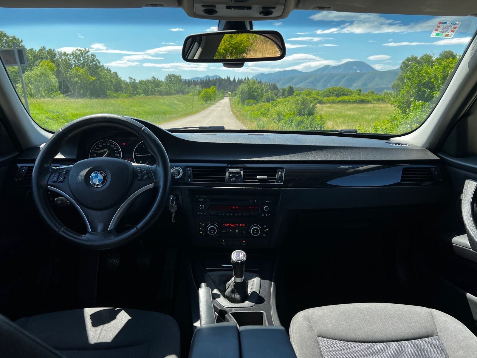 BMW e90, fotografija 11