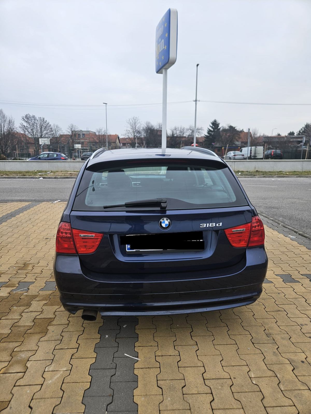 SNIŽENO!!! BMW E91 318d 2012 – UPRAVO REGAN, VELIKI SERVIS NAPRAVLJEN!, fotografija 6