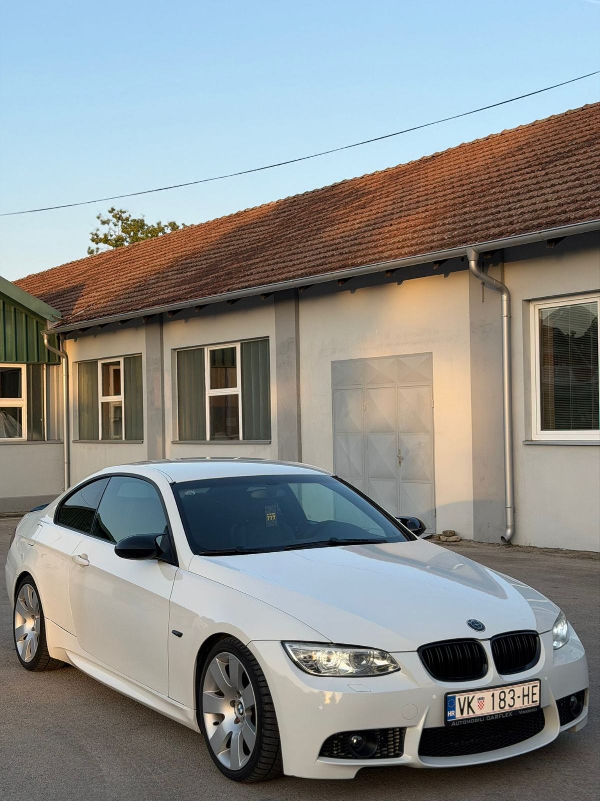 Bmw e92 320d ** M-PACK, AUTOMATIK, REG GODINU DANA **., pogled izvana - slika 1