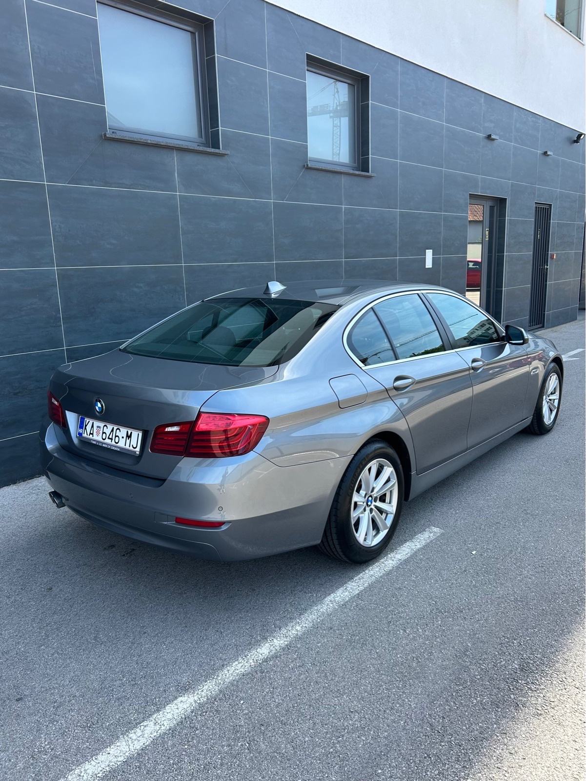 BMW F10 520d Lci Automatik, fotografija 4