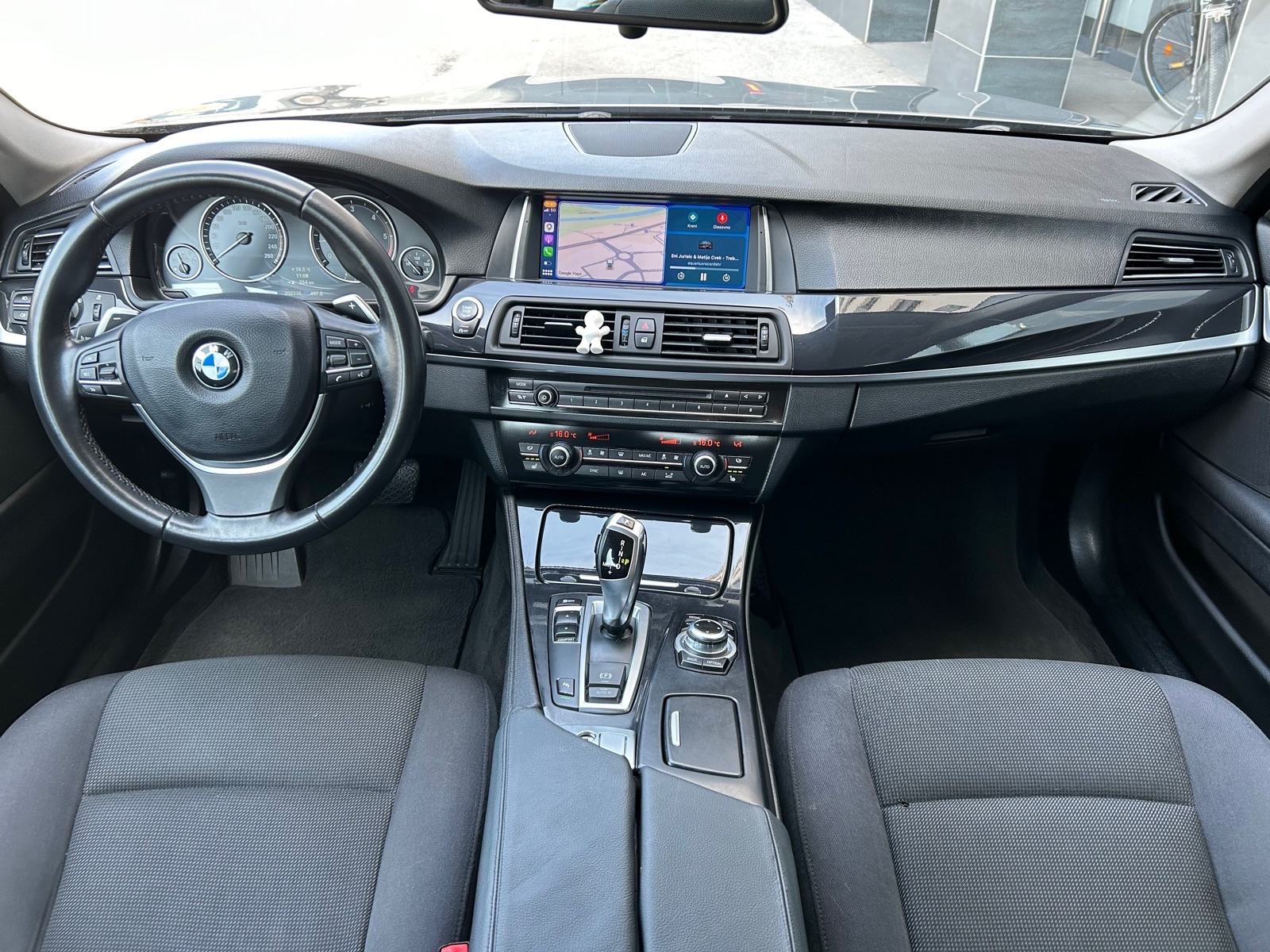 BMW F10 520d Lci Automatik, fotografija 14
