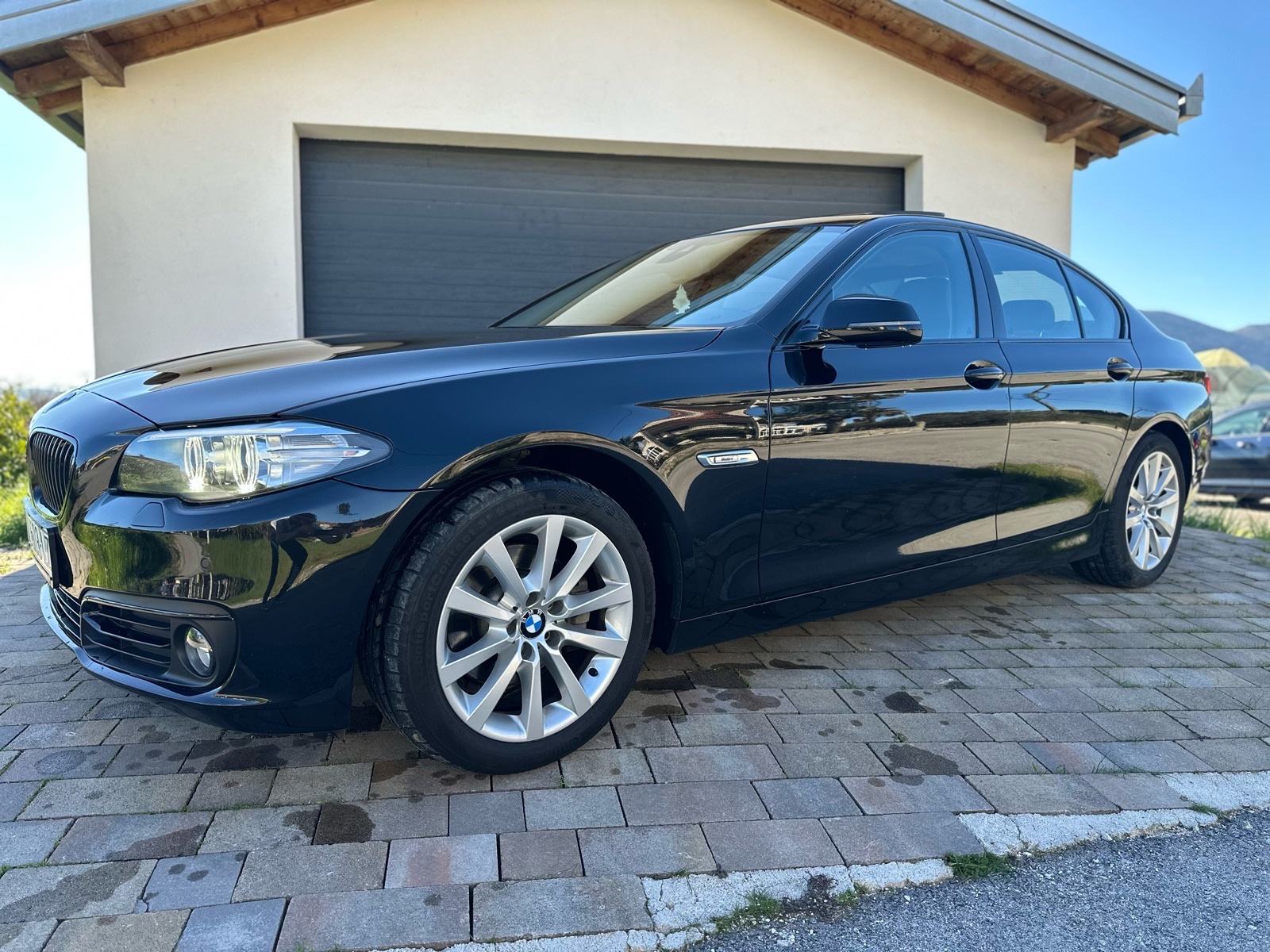 BMW F10 520D X Drive LCI Modern line, fotografija 8