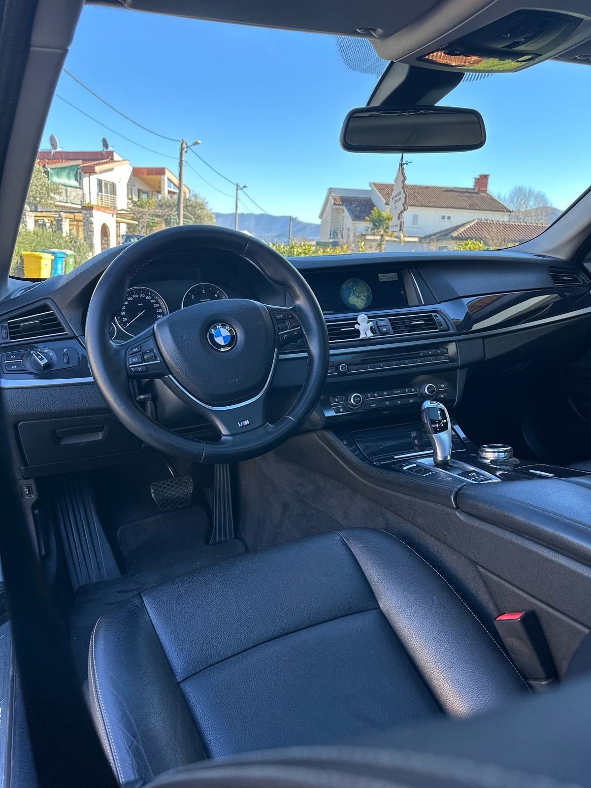 BMW F10 520D X Drive LCI Modern line, fotografija 18