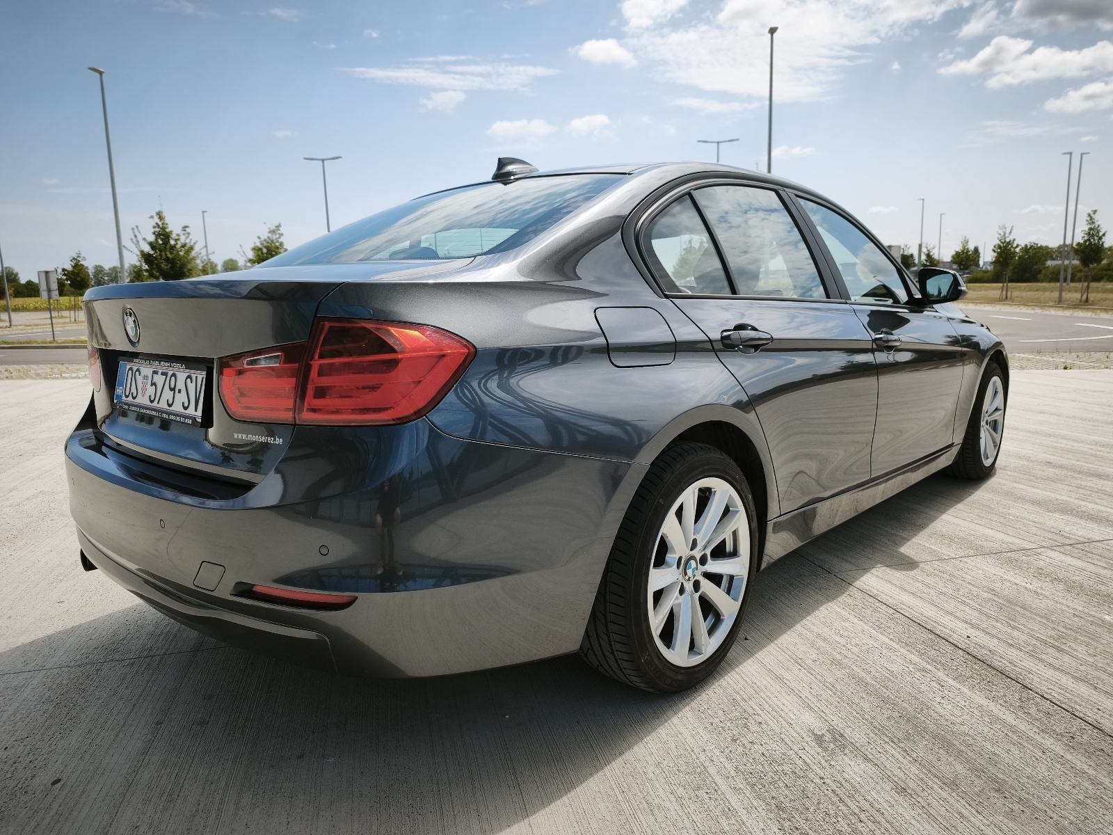 BMW F30 316D 85KW 2013 REG. 7/2027, fotografija 3