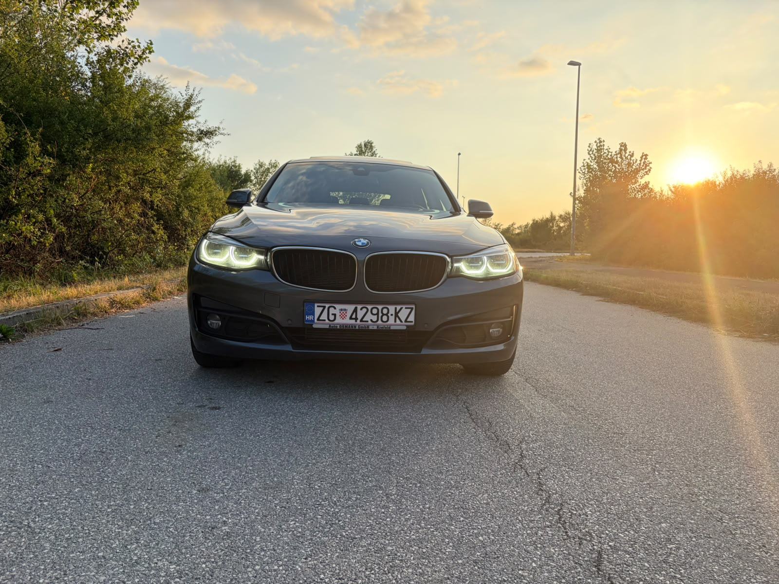 BMW 320d GT Servisna, HUD, Pano, M ovjes, LED, REG 7/27 -TOP PRIMJERAK, fotografija 6