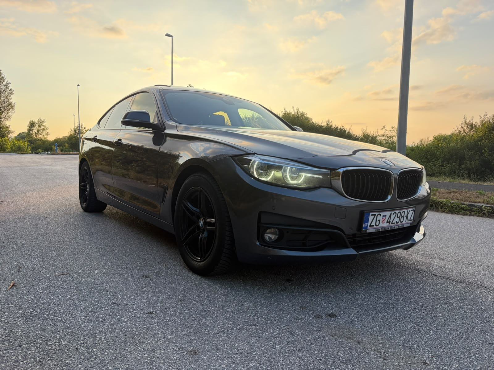 BMW 320d GT Servisna, HUD, Pano, M ovjes, LED, REG 7/27 -TOP PRIMJERAK, pogled izvana - slika 2