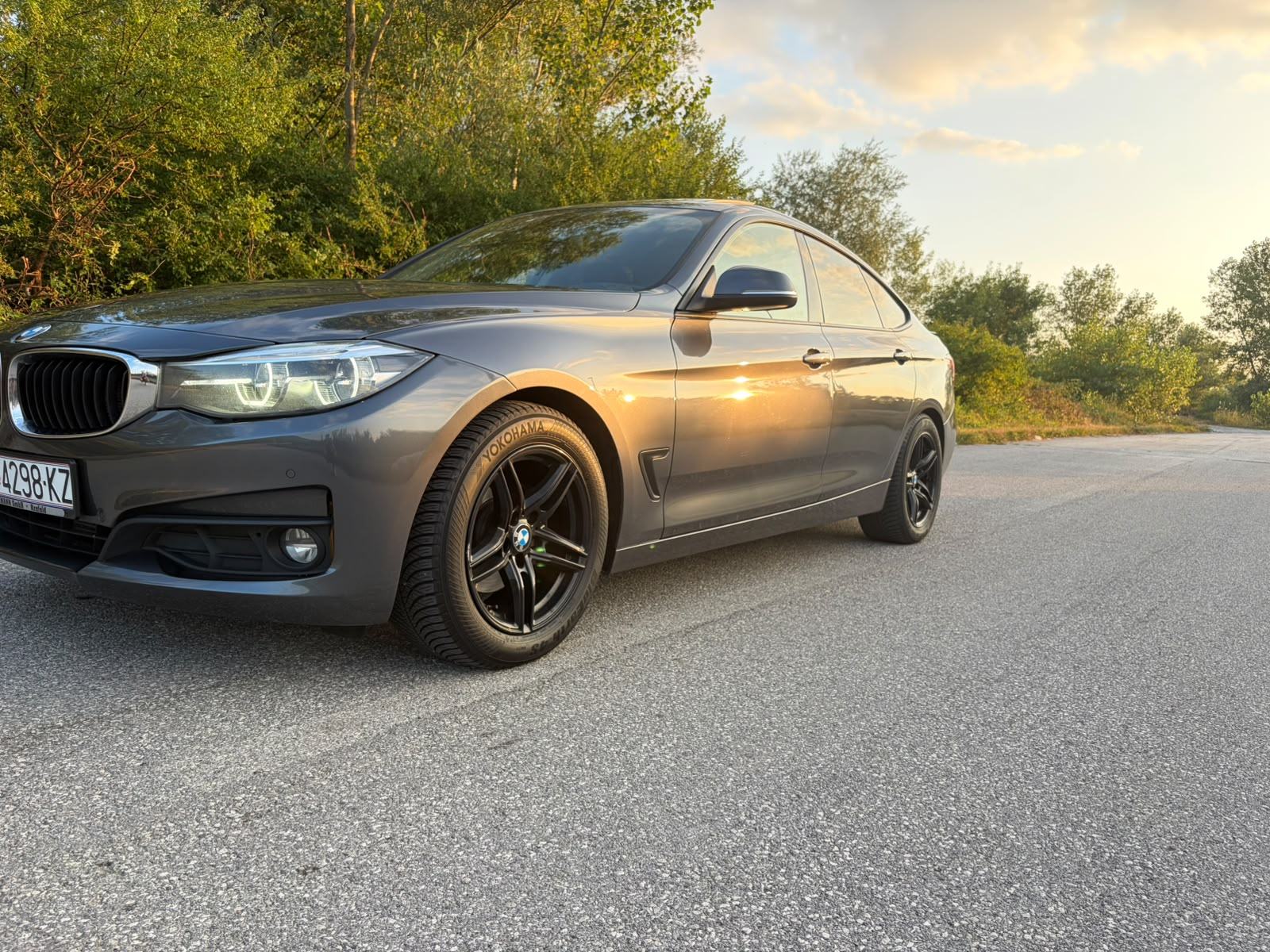 BMW 320d GT Servisna, HUD, Pano, M ovjes, LED, REG 7/27 -TOP PRIMJERAK, fotografija 8