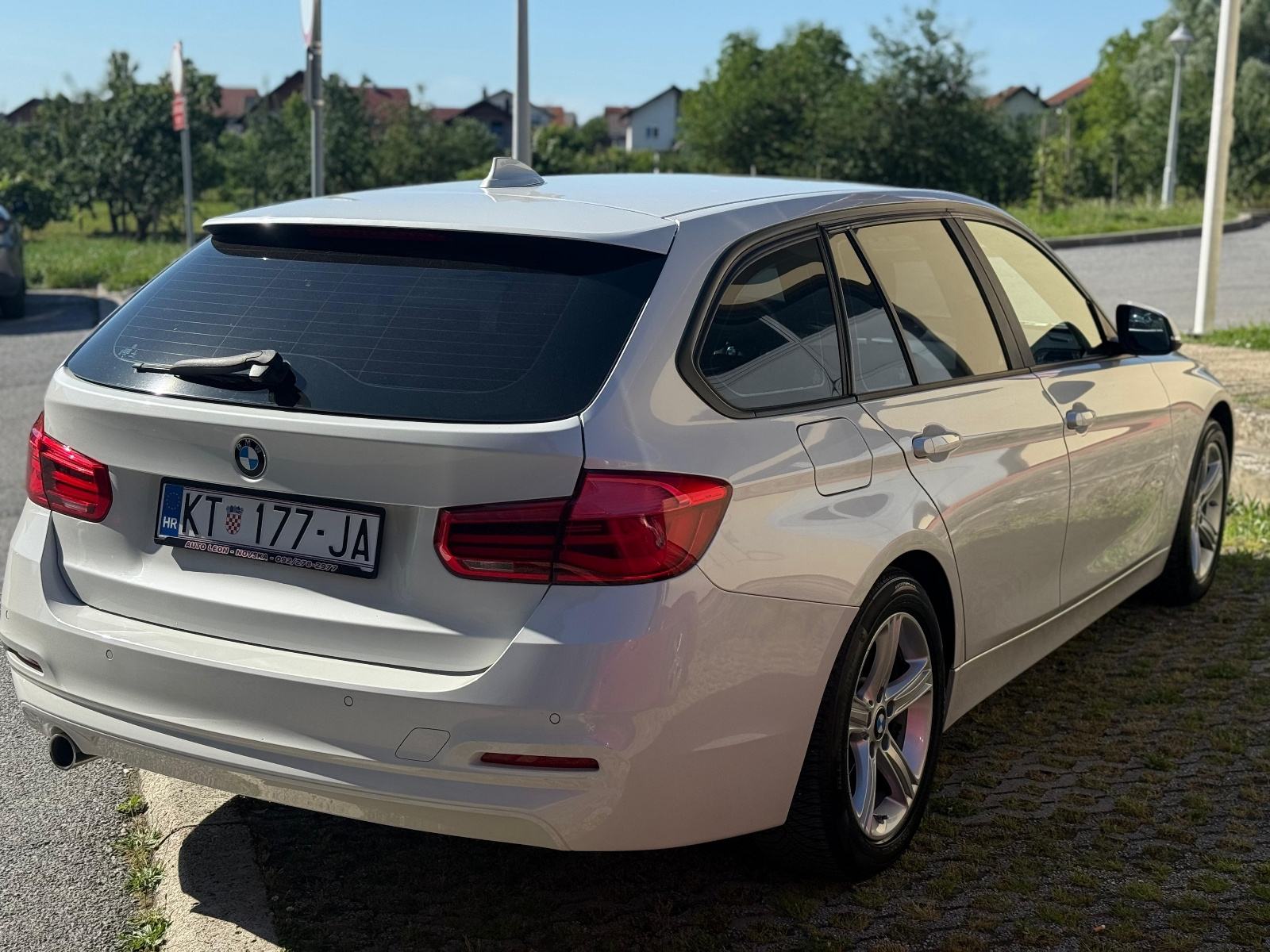 Bmw F31 • 2017g lci • 125.000km❗️JAMSTVO 12MJ❗️, fotografija 6