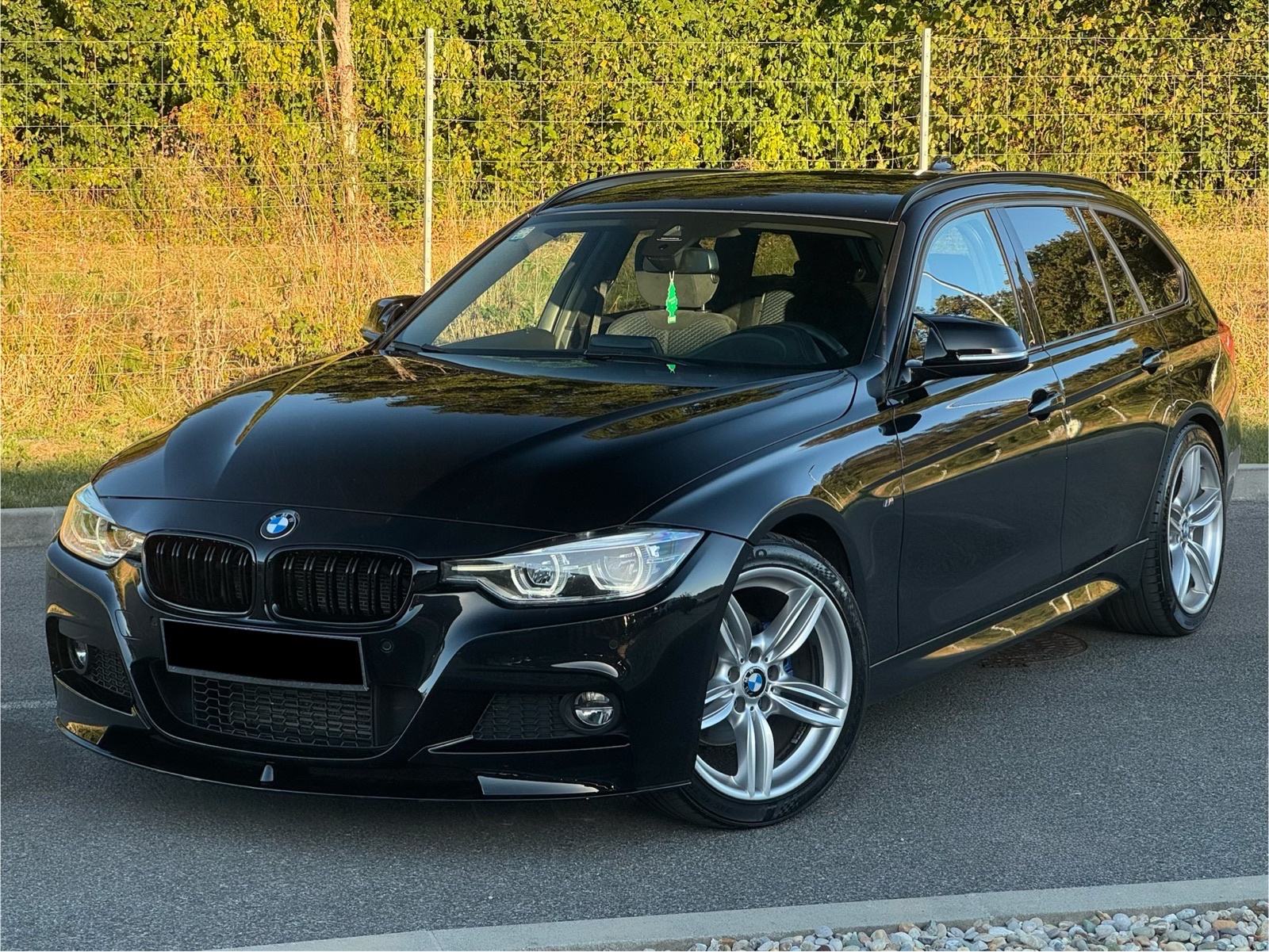 • BMW F31 320xd B47 LCI • M PAKET • 2018 • FULL LED • KAO NOV, pogled izvana - slika 1