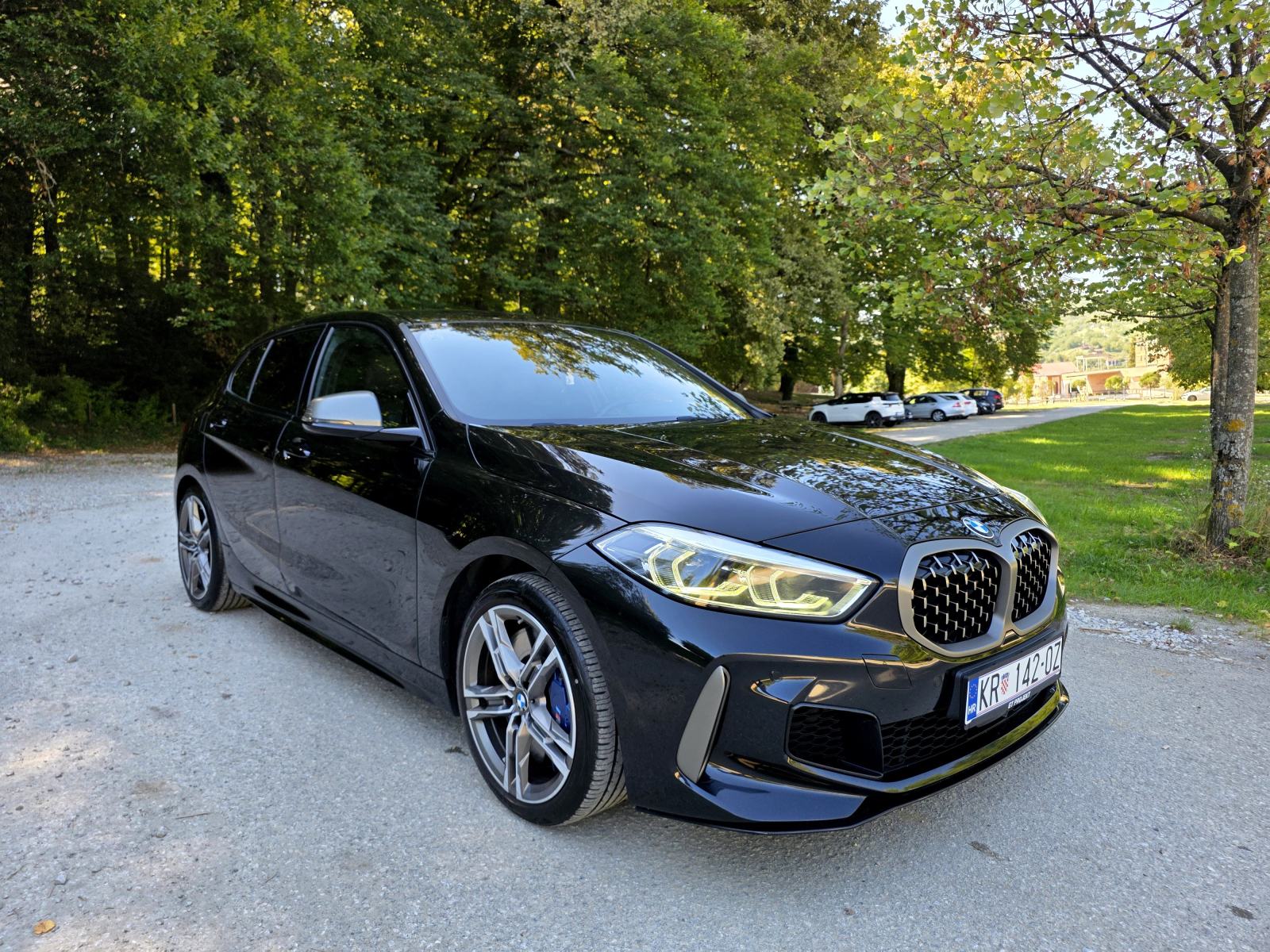 BMW F40 M135i xDrive Automatik *reg.godinu dana *74 tkm *besprijekoran, fotografija 2