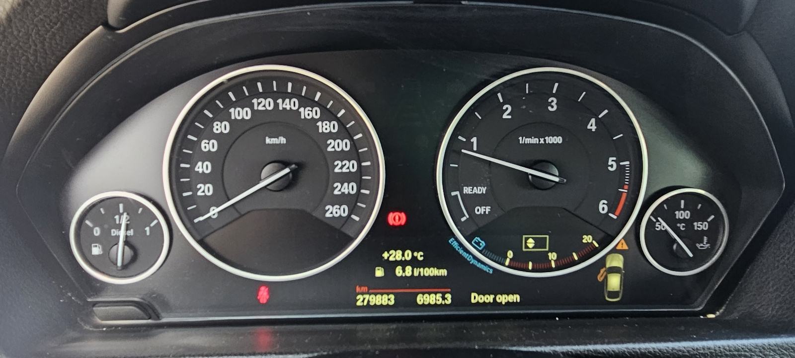 BMW Gran Turismo 318 d, fotografija 14