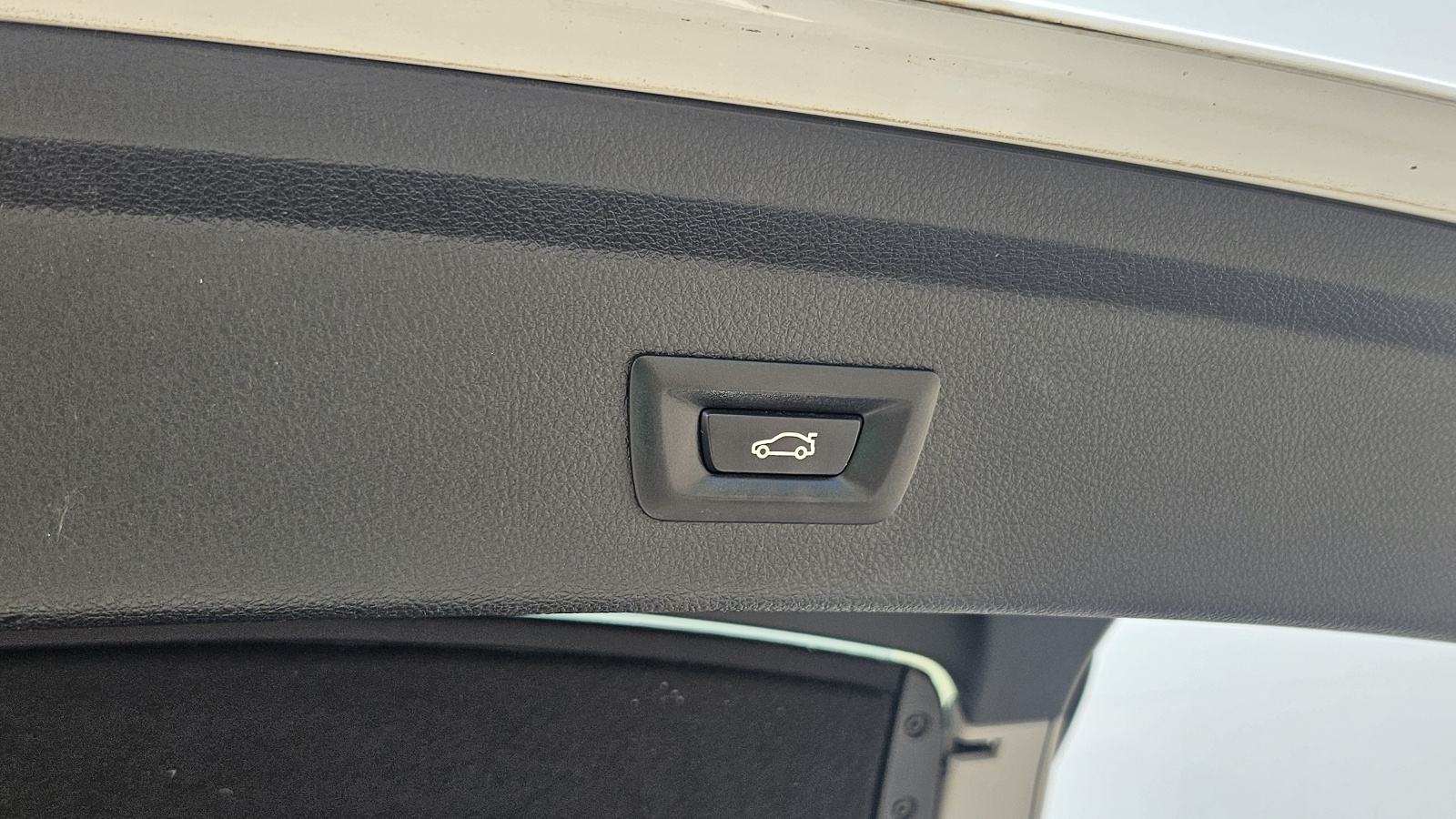 BMW Gran Turismo 318 d, fotografija 18